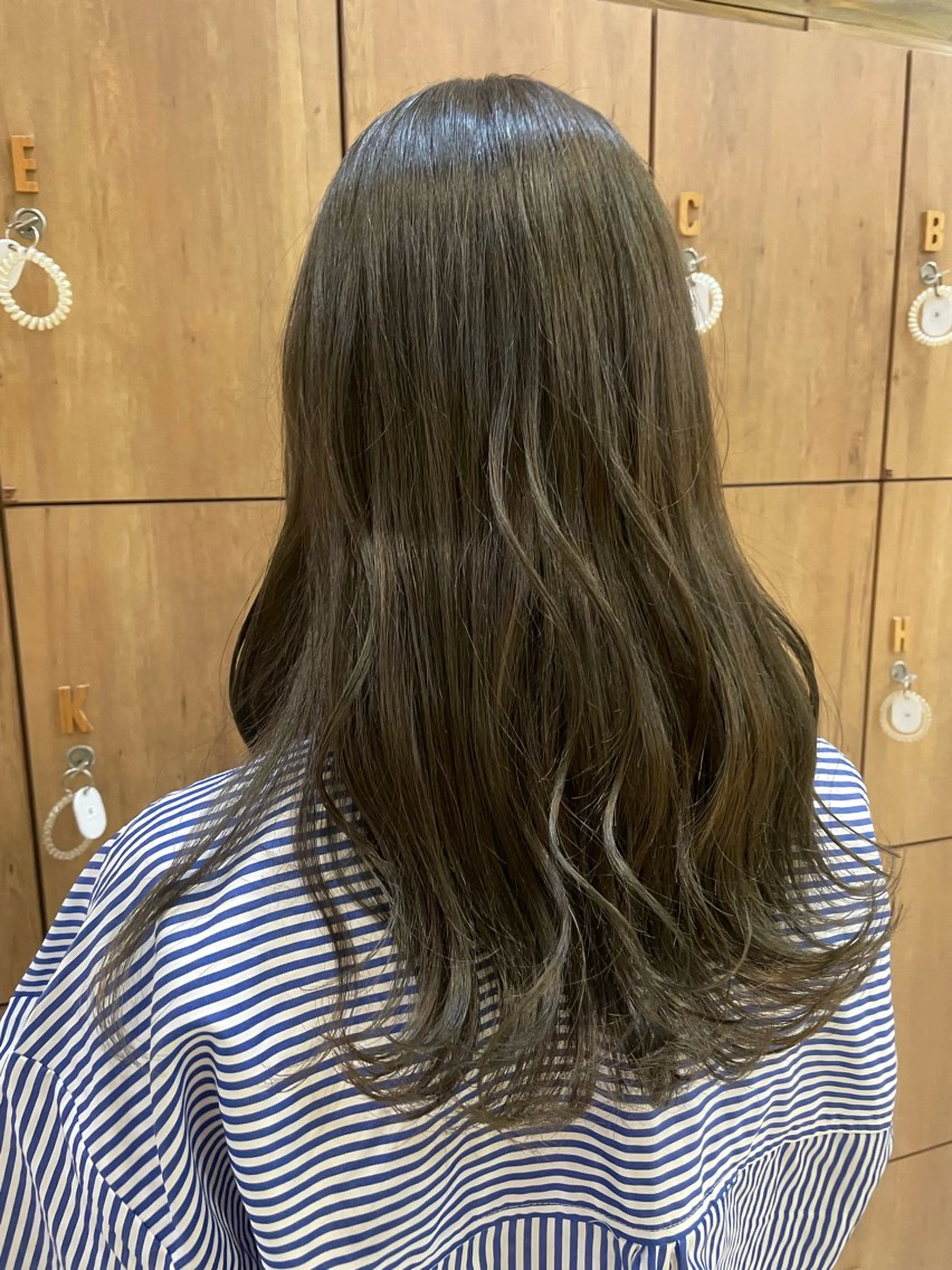ロング 韓国カラー／エクステ 松戸梨杏のヘアスタイル