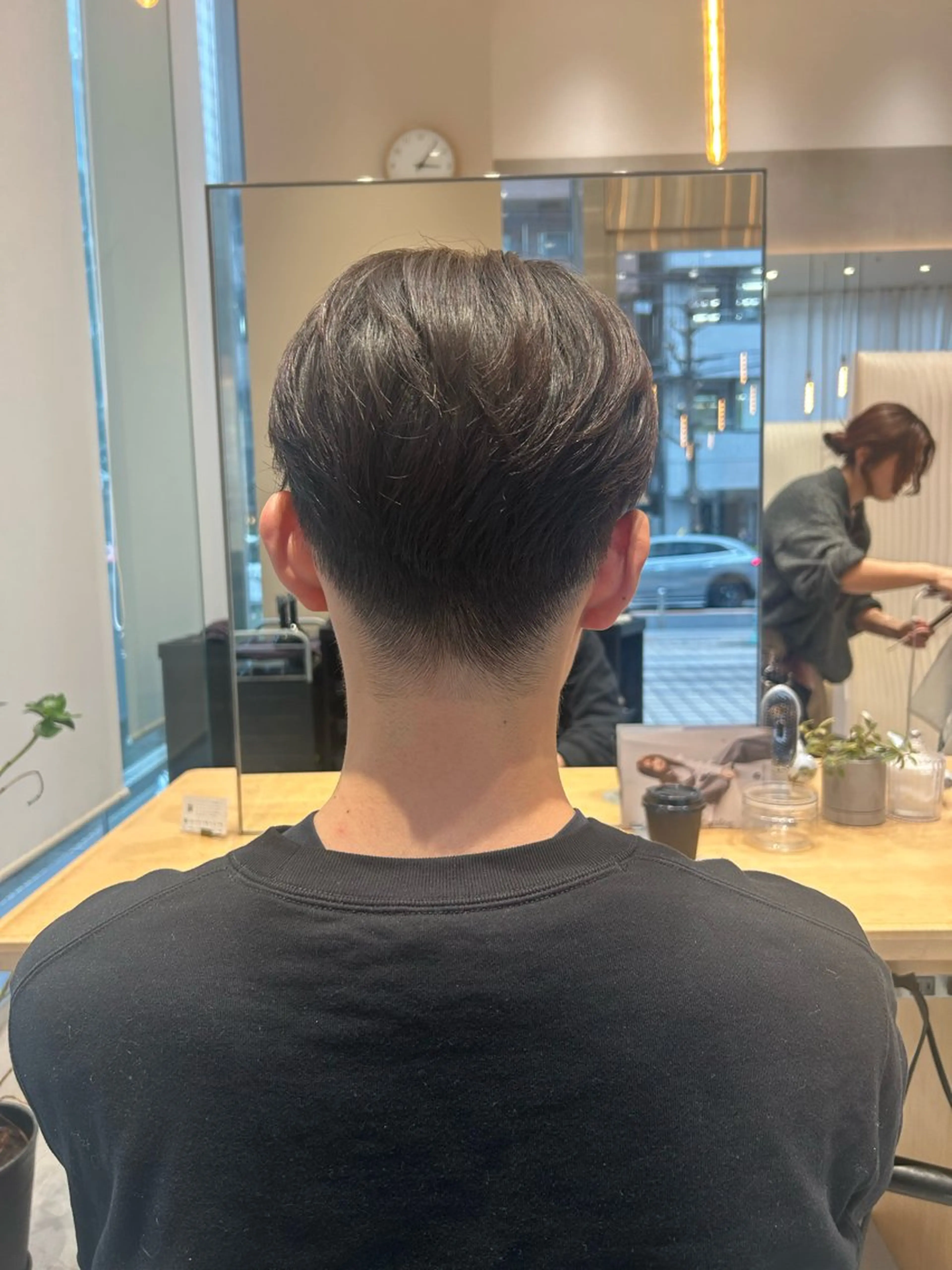 ショート メンズ yoko/レイヤー /小顔ボブ／艶カラーのヘアスタイル