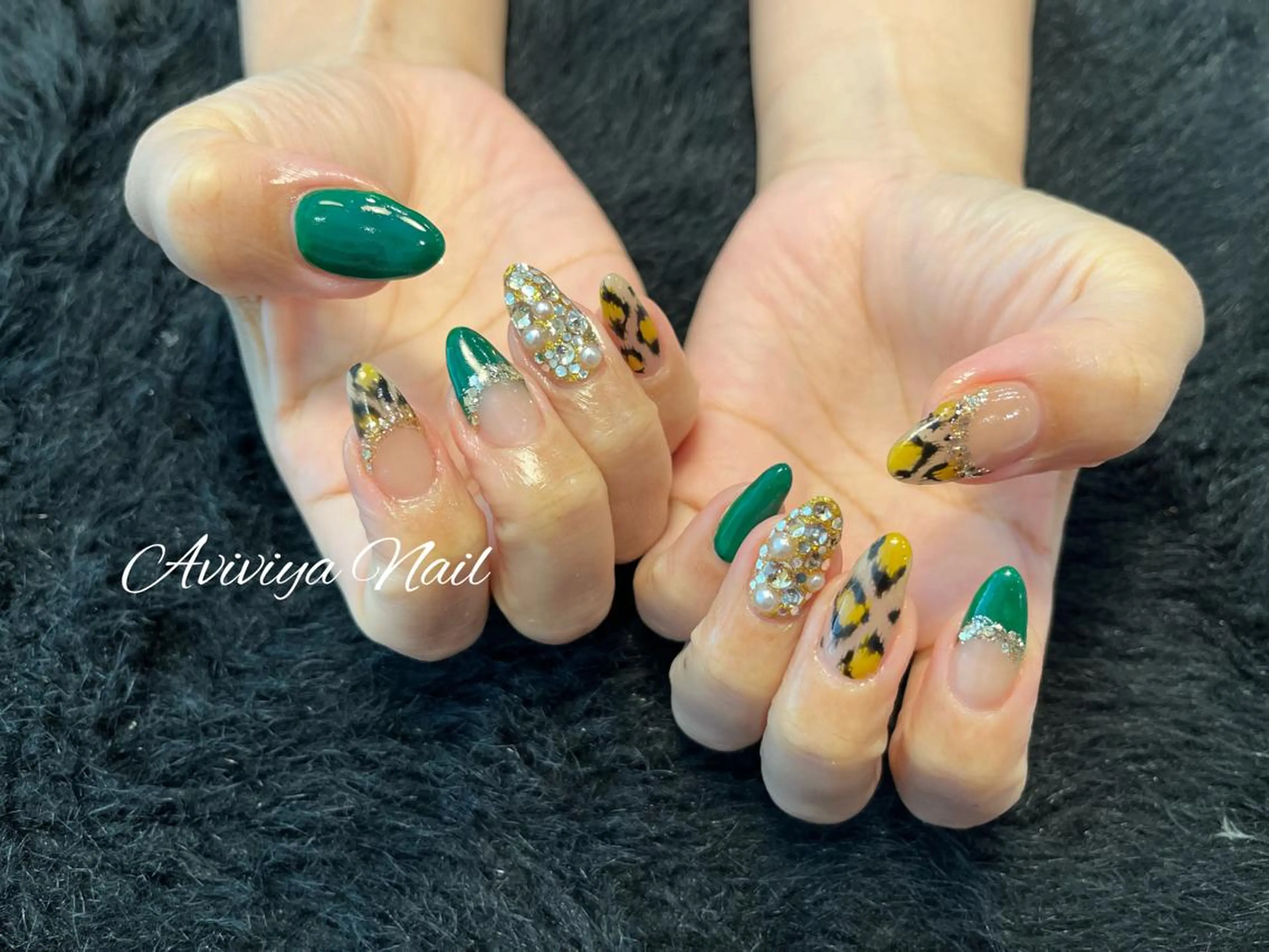 ネイル AviviyaNail所属・kubo ayaのネイルデザイン