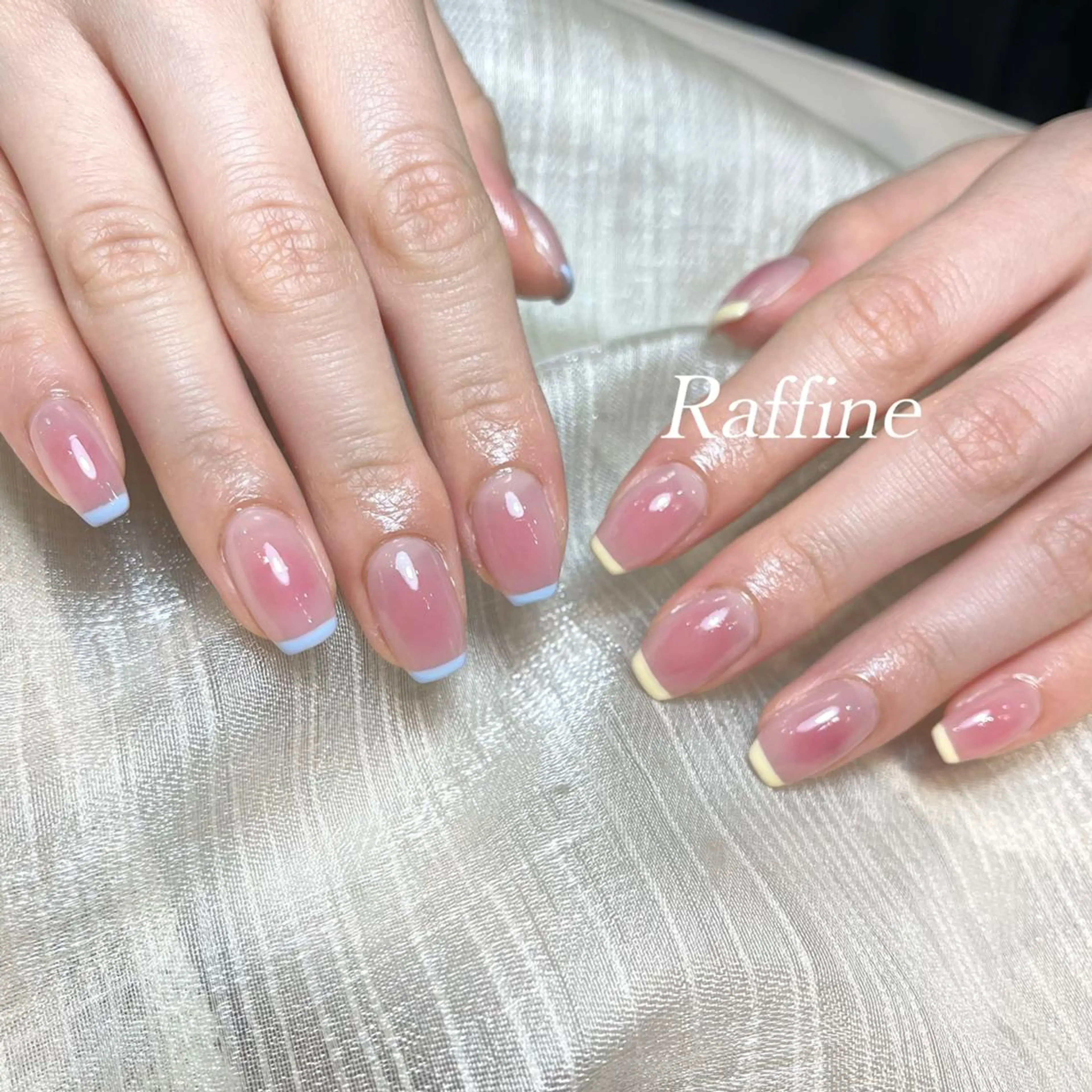 ネイル RAFFINE 月🦋🩵のネイルデザイン