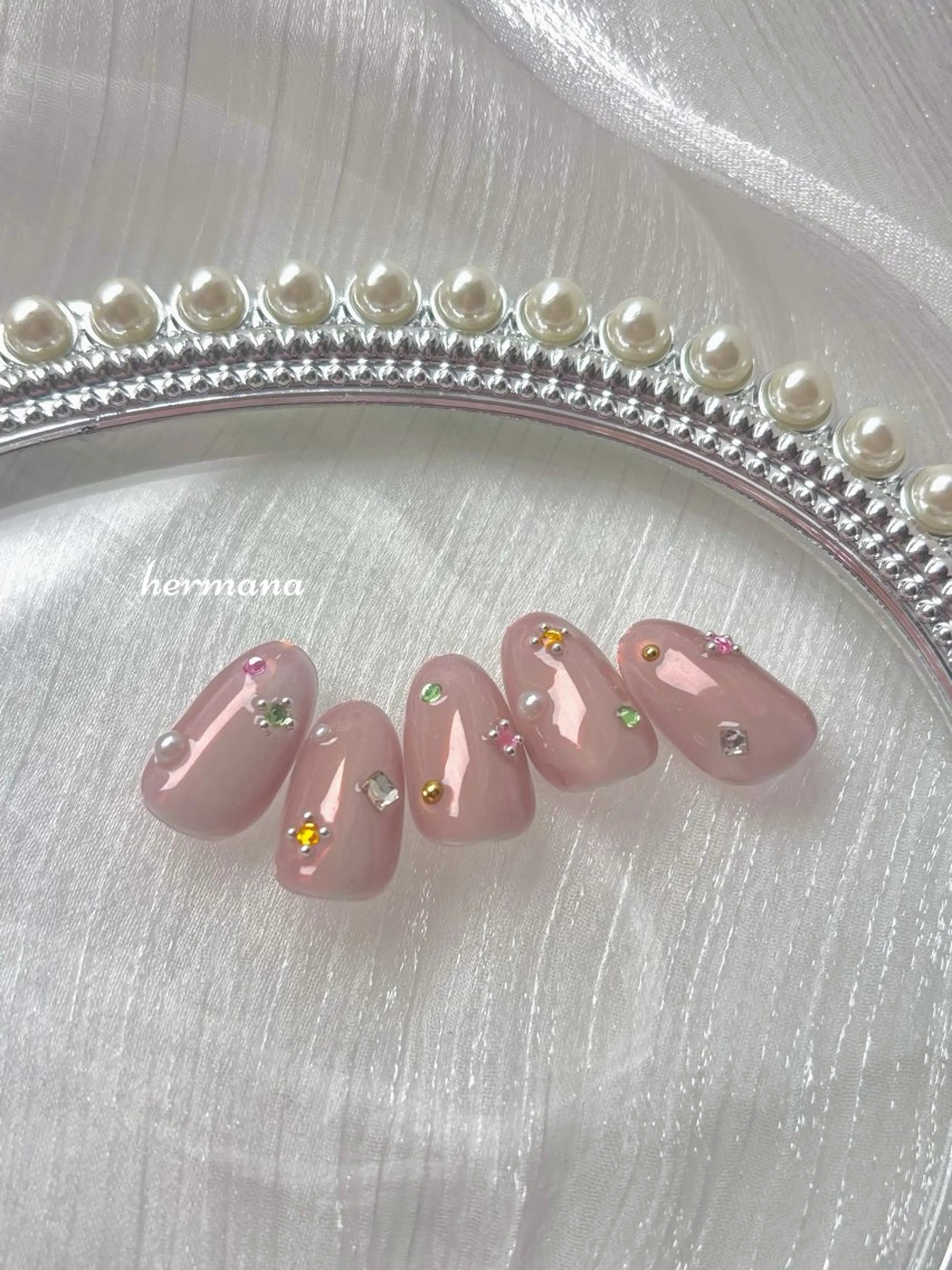 ネイル 春ネイル 伊藤 菜緒のネイルデザイン