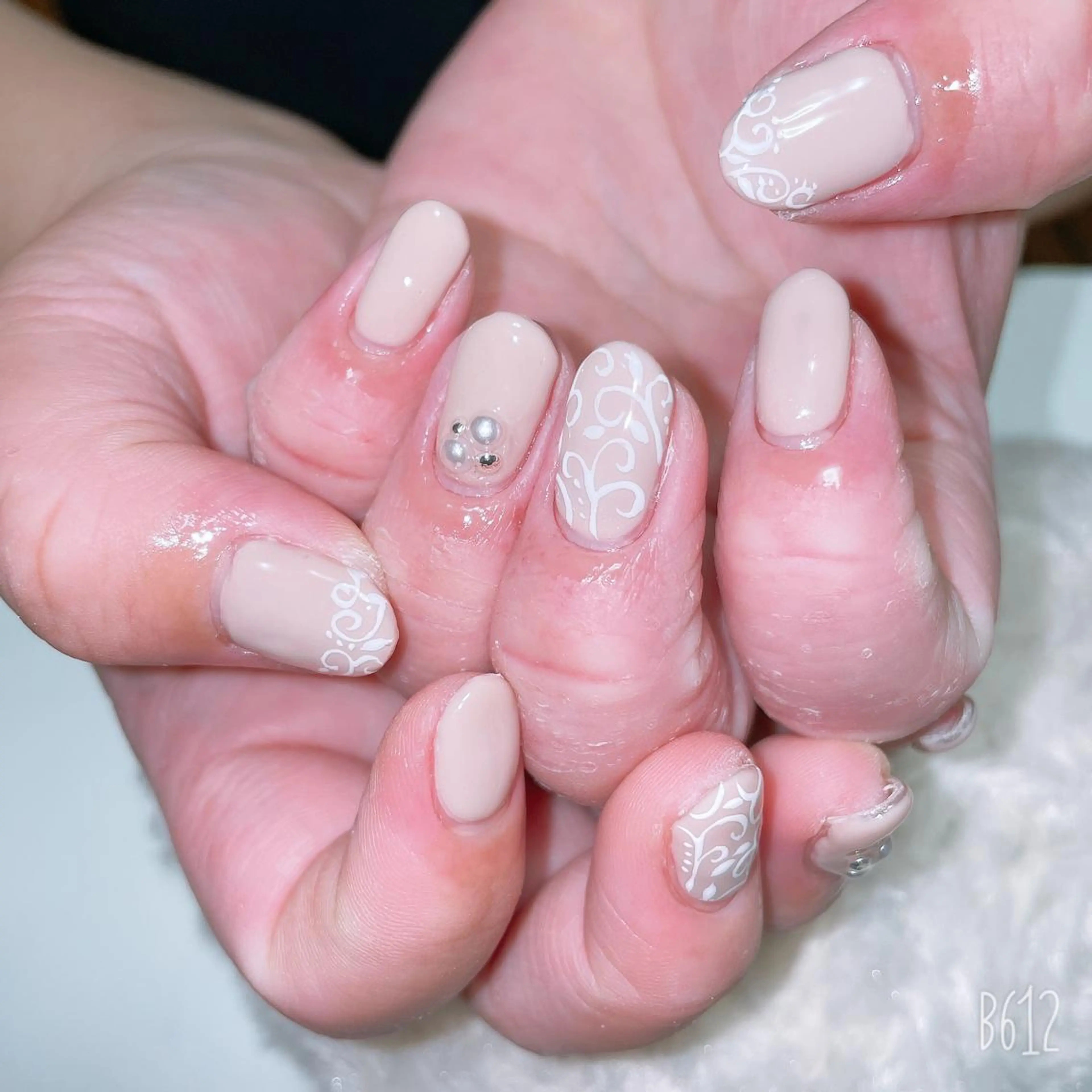 ネイル The Best Beauty受付担当のヘアスタイル