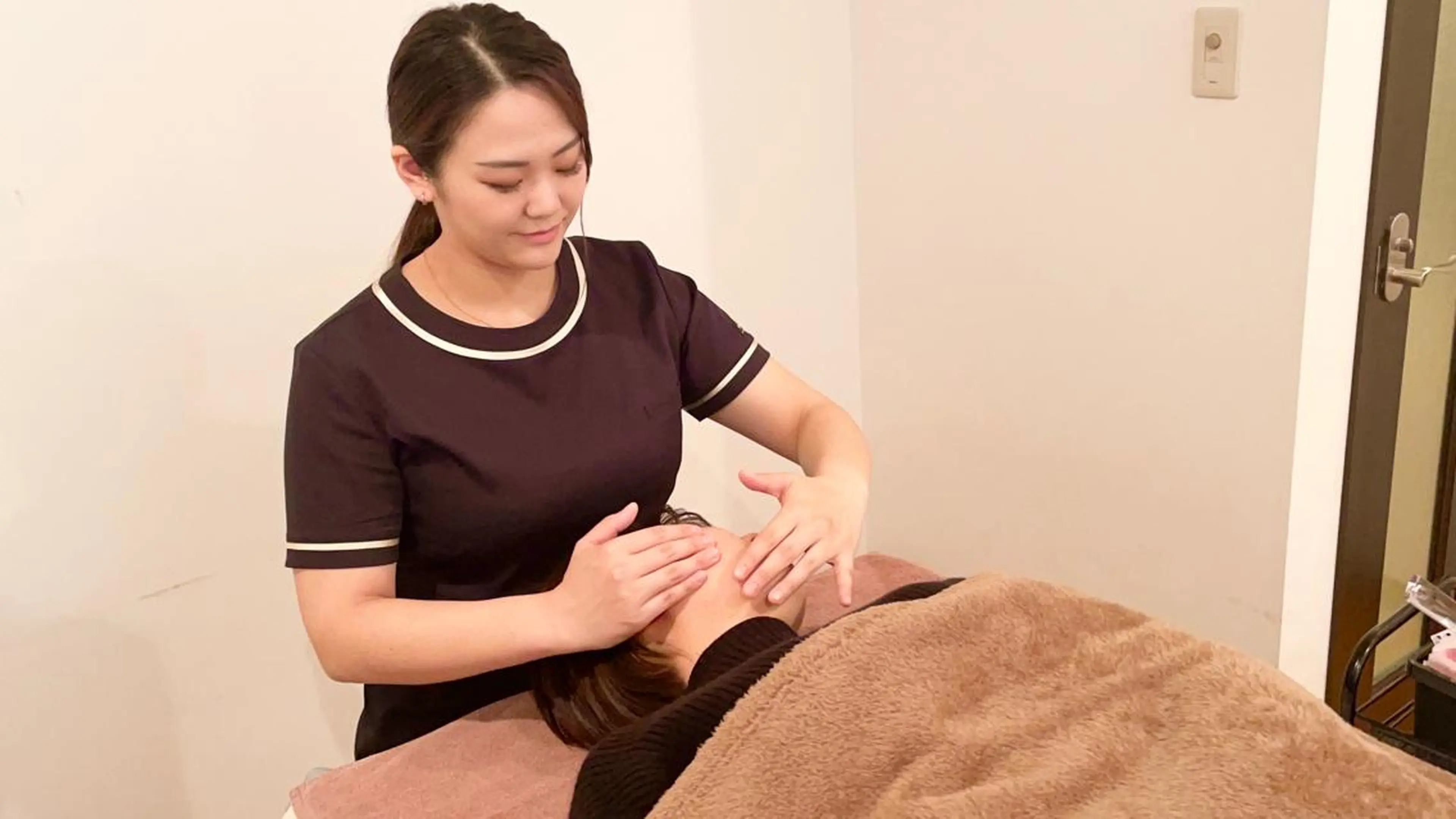 リラクゼーションフェイシャルマッサージの写真