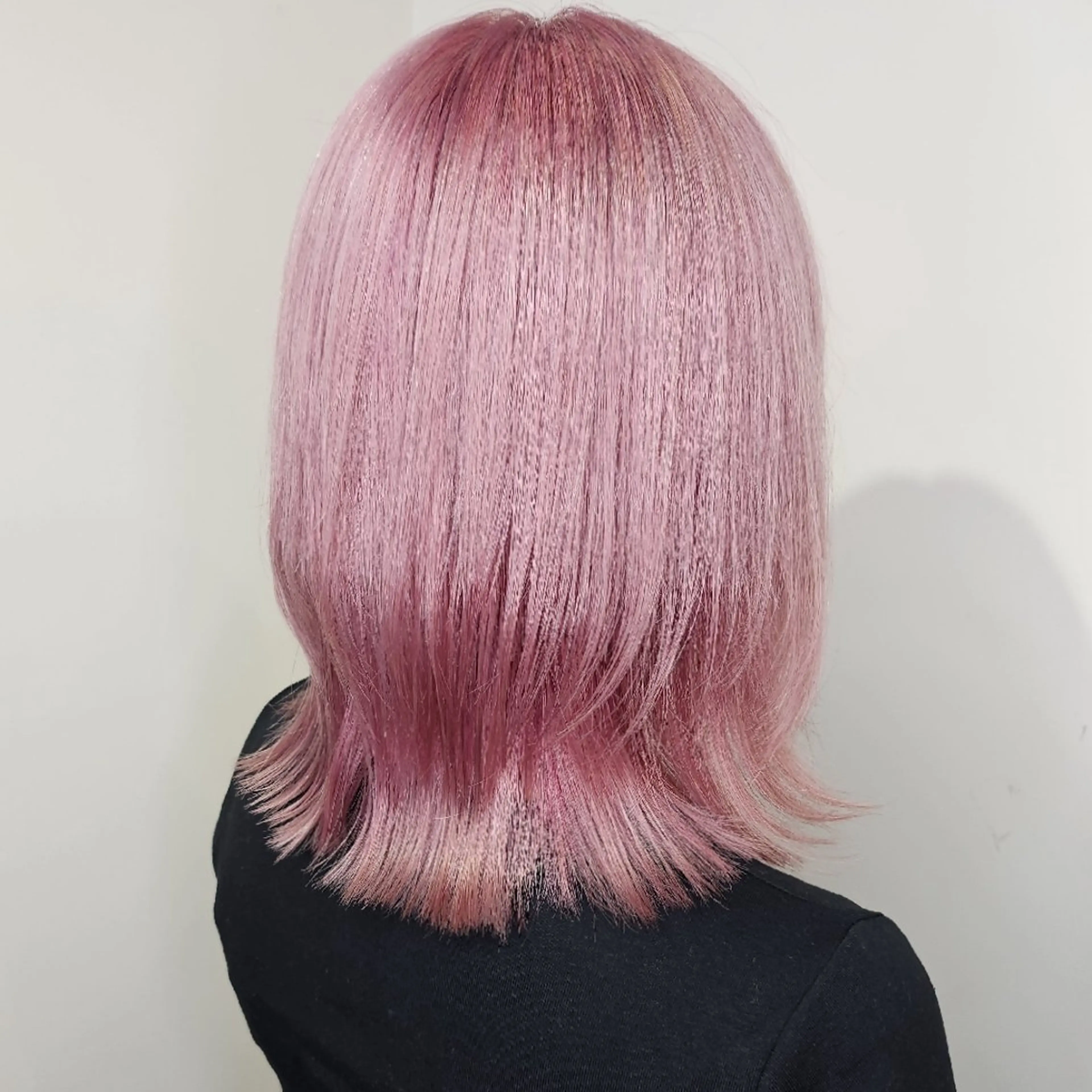 ミディアム カット ヘアカラー トリートメント 🇰🇷透明感×ハイ トーン🌟tomoのヘアスタイル