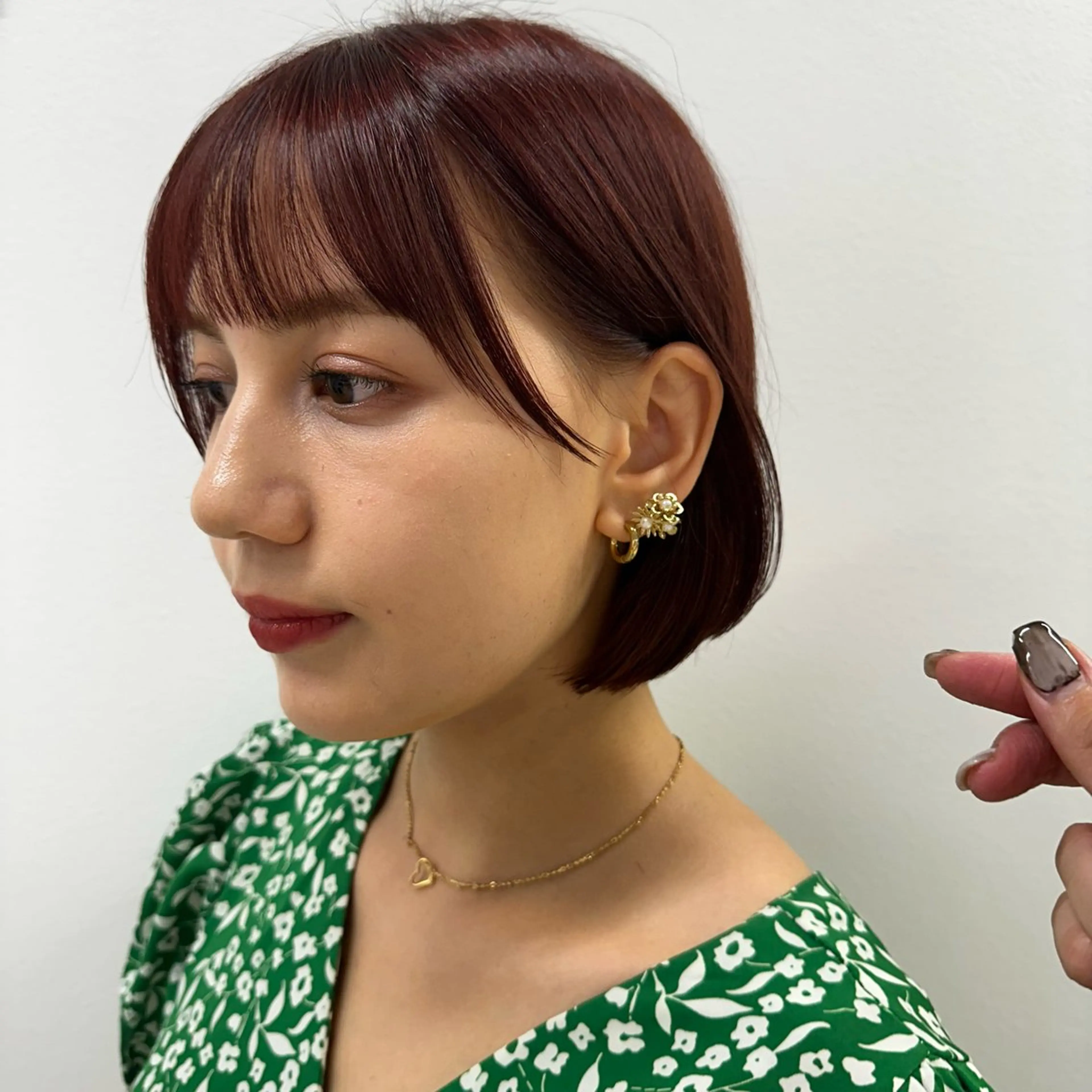 ミディアム カラー カット ヘアカラー トリートメント 韓国/ヘアアレンジ/ 髪質改善/夏美のヘアスタイル