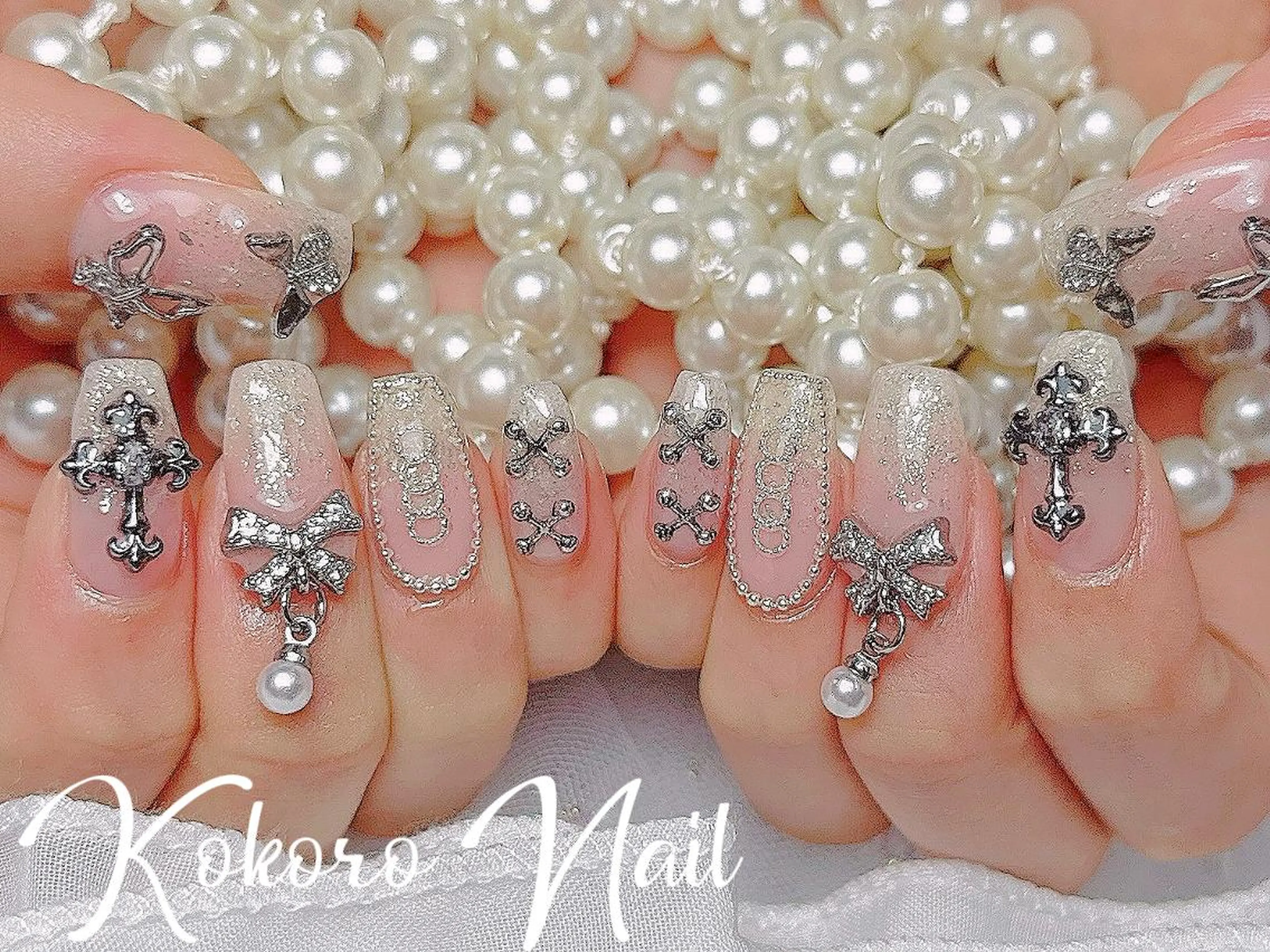 ネイル Hawchumi 💅のネイルデザイン