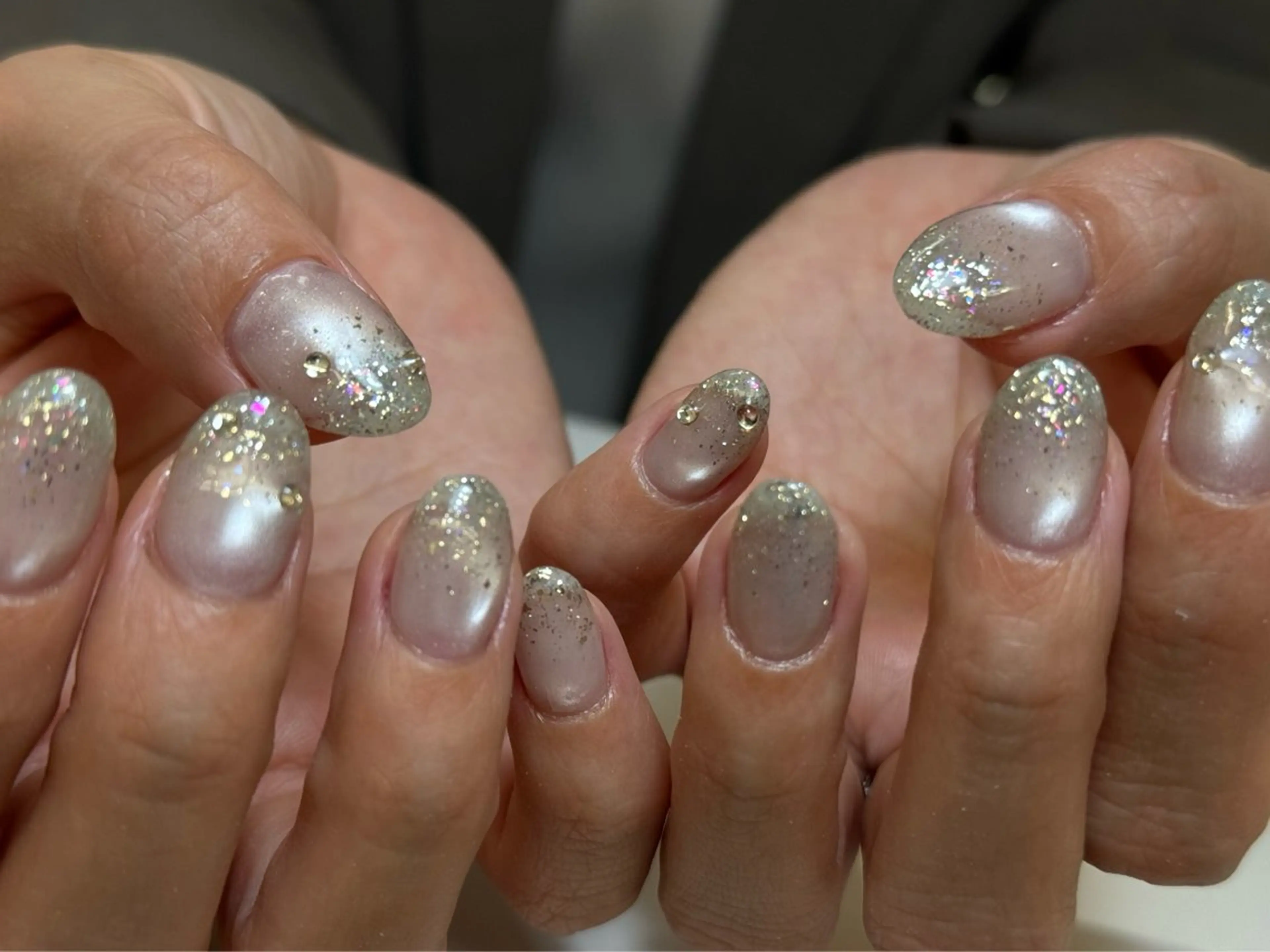 ネイル チークネイル フレンチネイル 韓国ネイル マグネットネイル 持ち込み ハンドネイル Hi nail🎀 池袋kozueのネイルデザイン