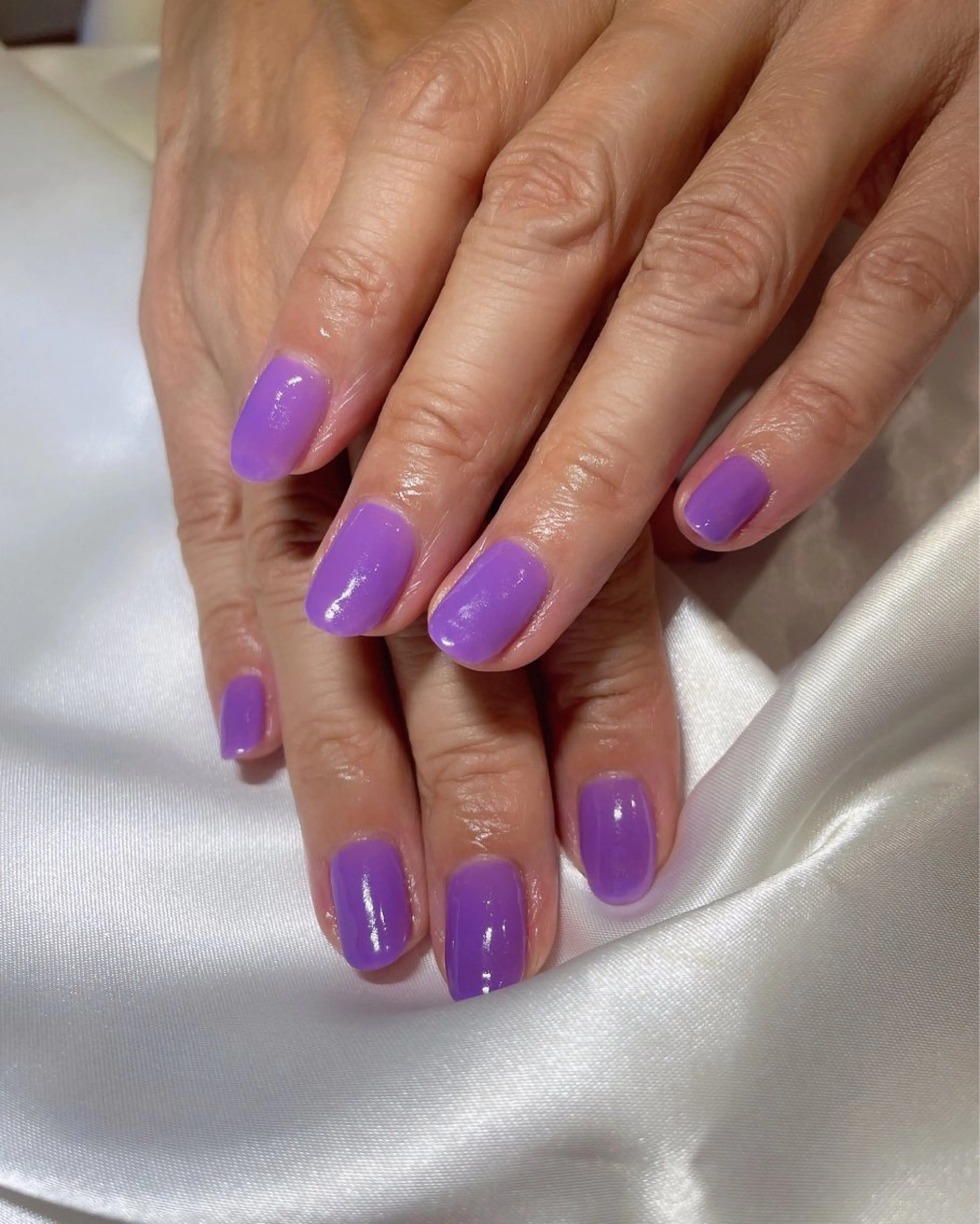 ネイル ワンカラーネイル パープル ハンドネイル ROPE nail ロペネイルのネイルデザイン