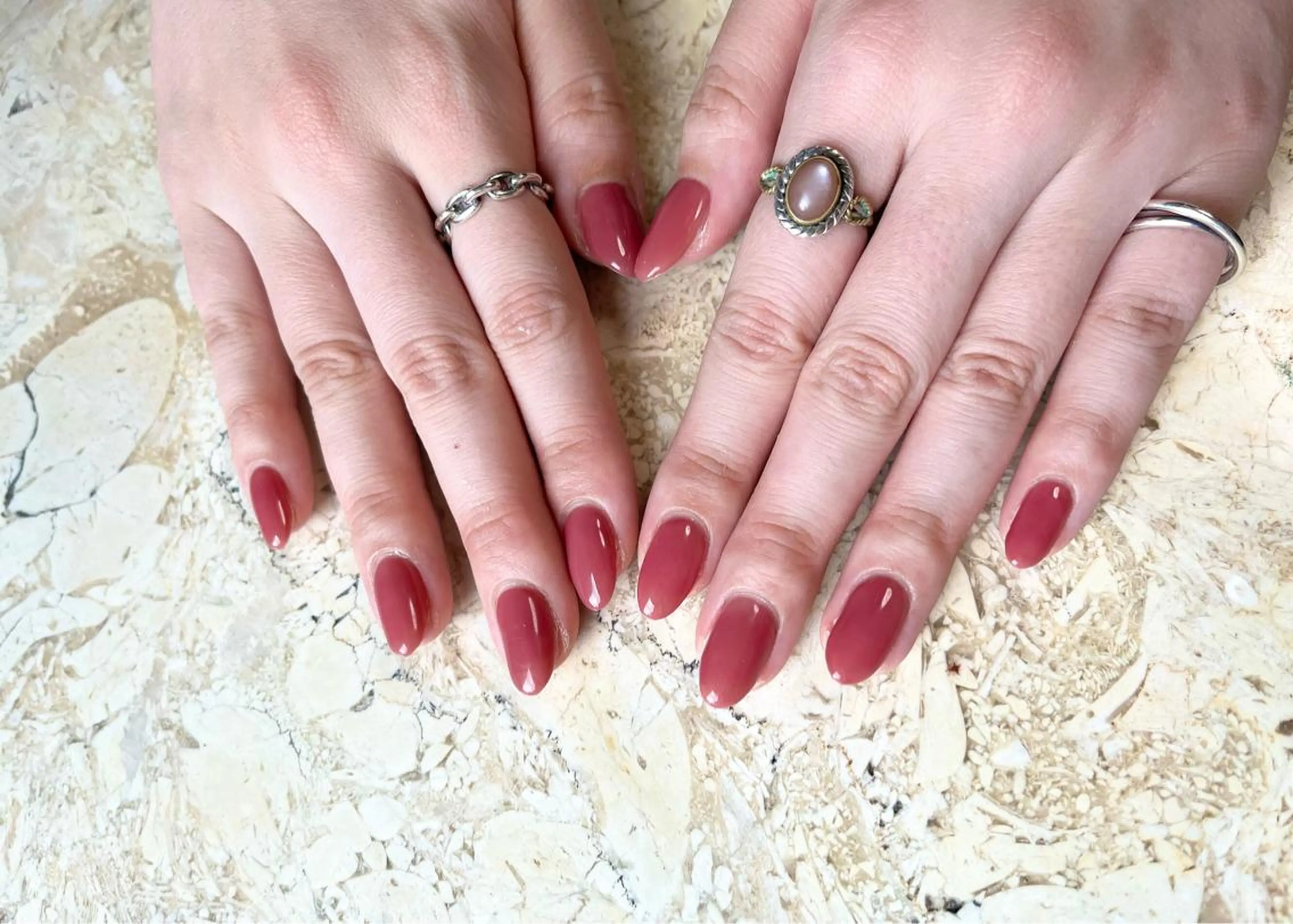 ネイル クリアネイル ジェルネイル 氷ネイル・うるうるネイル 韓国ネイル オフィスネイル mieux IZUMiのネイルデザイン