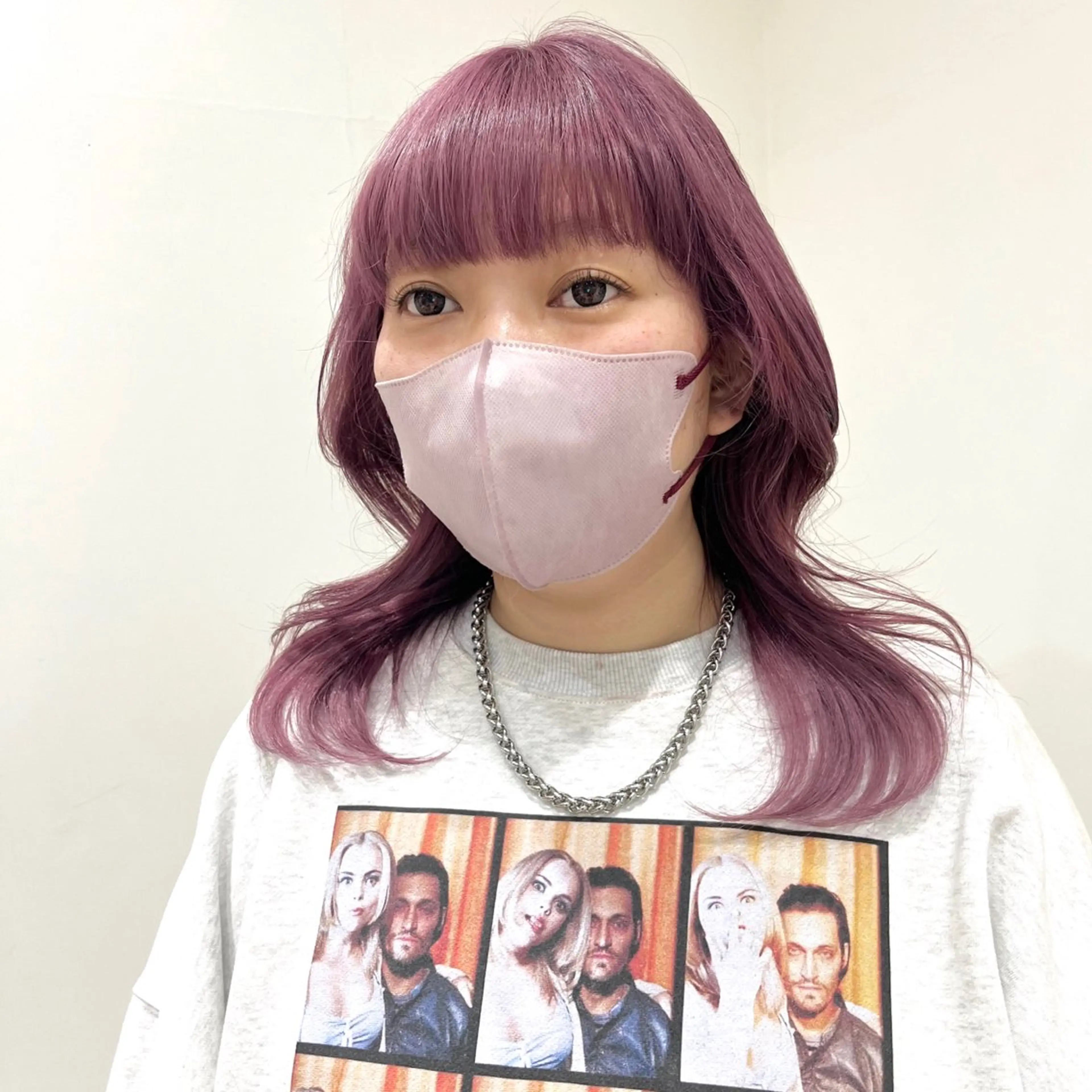 セミロング カラー ダブルカラー ハイトーンカラー ピンクカラー MEI🎀つやカラー 🎀レイヤー🎀渋谷のヘアスタイル