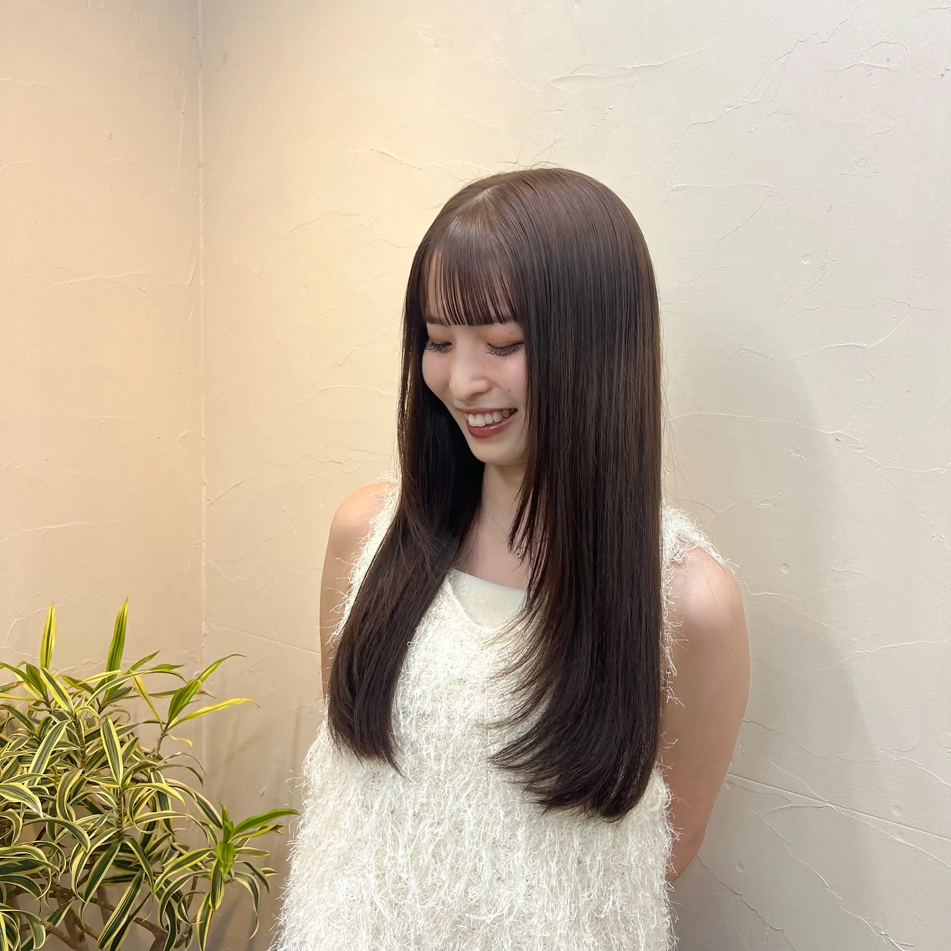 ロング カラー 石黒 理々花のヘアスタイル