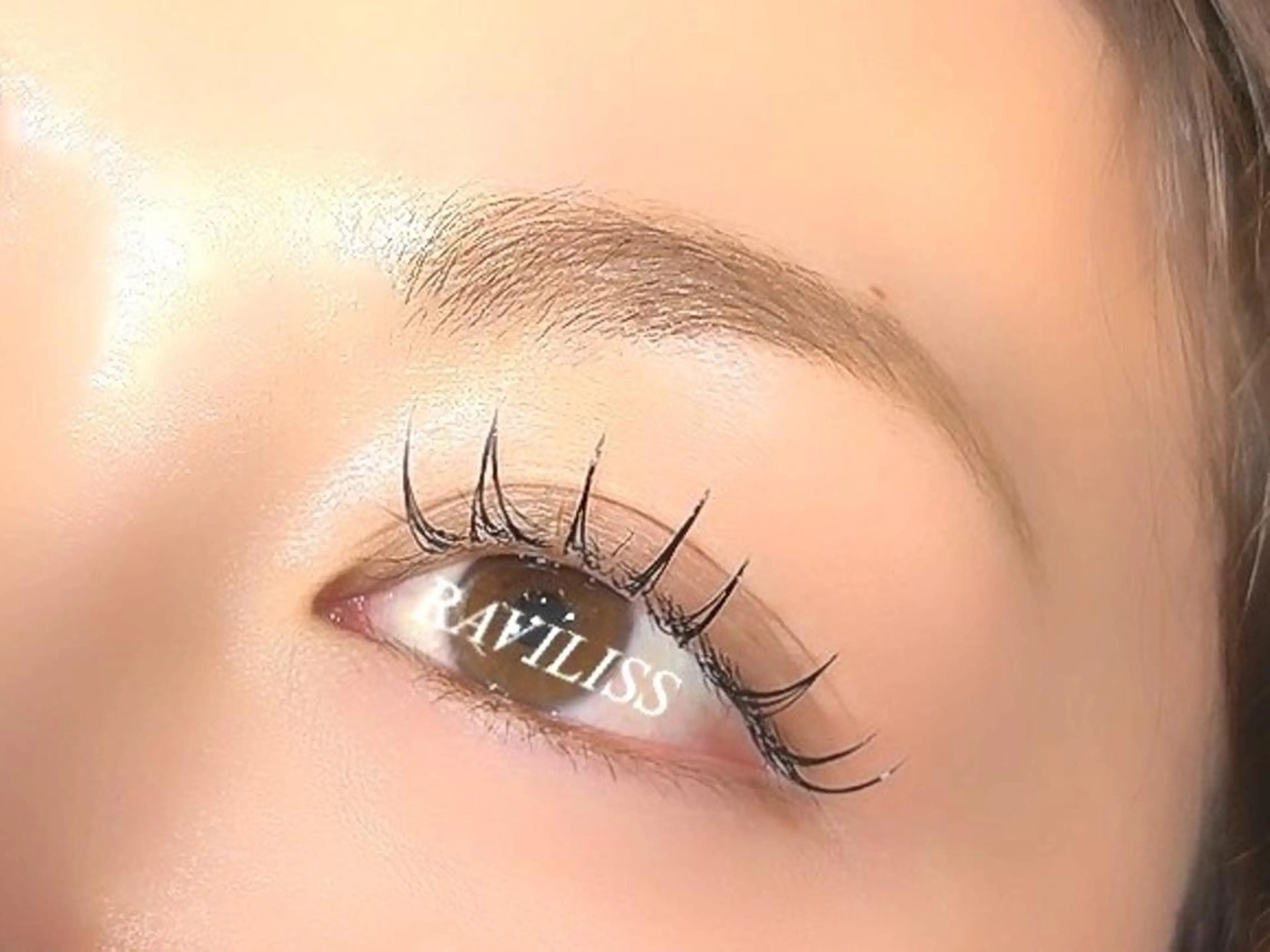 マツエク・マツパ RAVILISS 【ラヴィリス】のマツエク・マツパデザイン