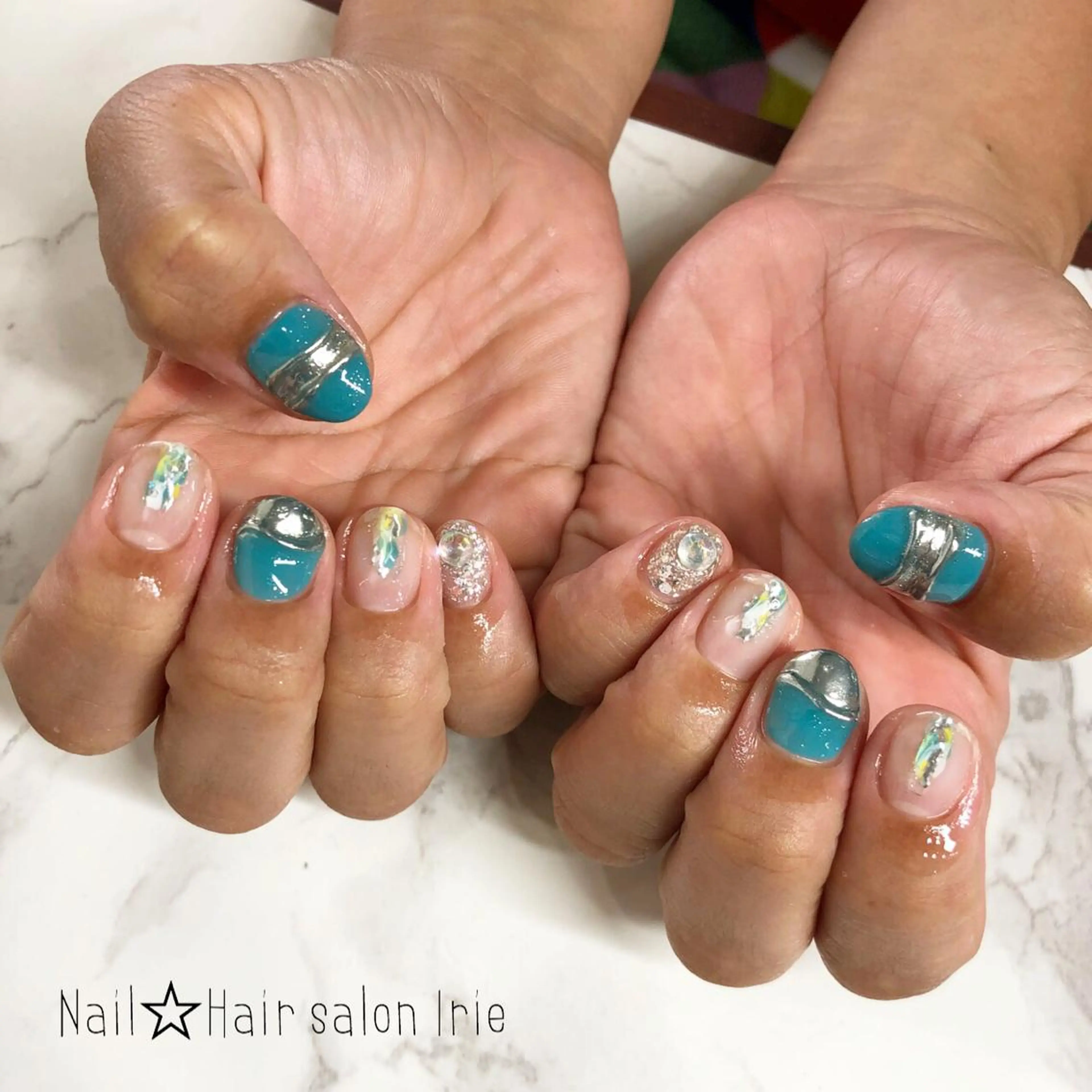 ネイル Hair salon Irie所属・與儀 知佳のネイルデザイン