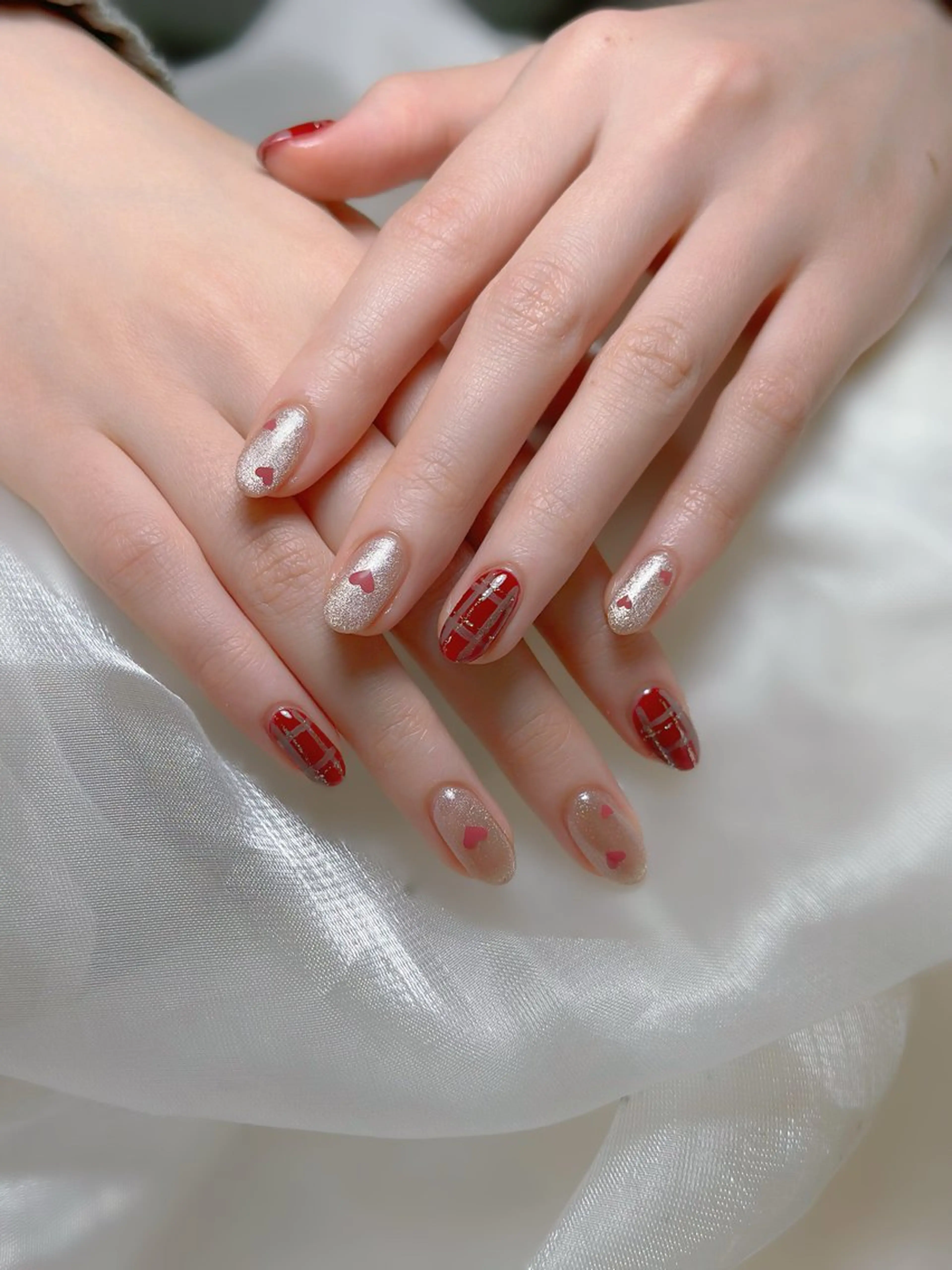 ネイル 持ち込み ハンドネイル Maggie nailクロのネイルデザイン