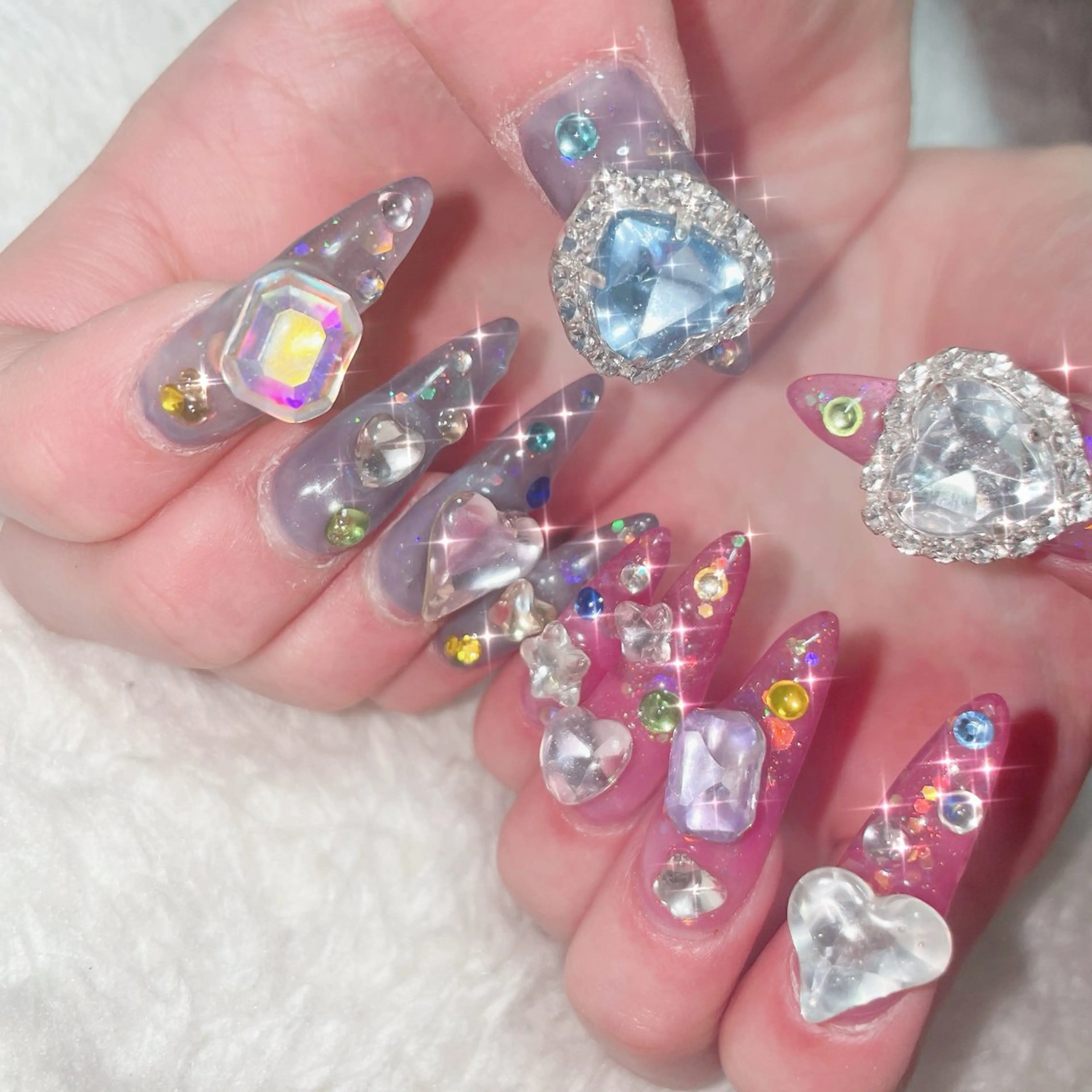 ネイル フレンチネイル ジェルネイル ガラスフレンチ ハート キラキラネイル Kanoネイル 大宮店のネイルデザイン