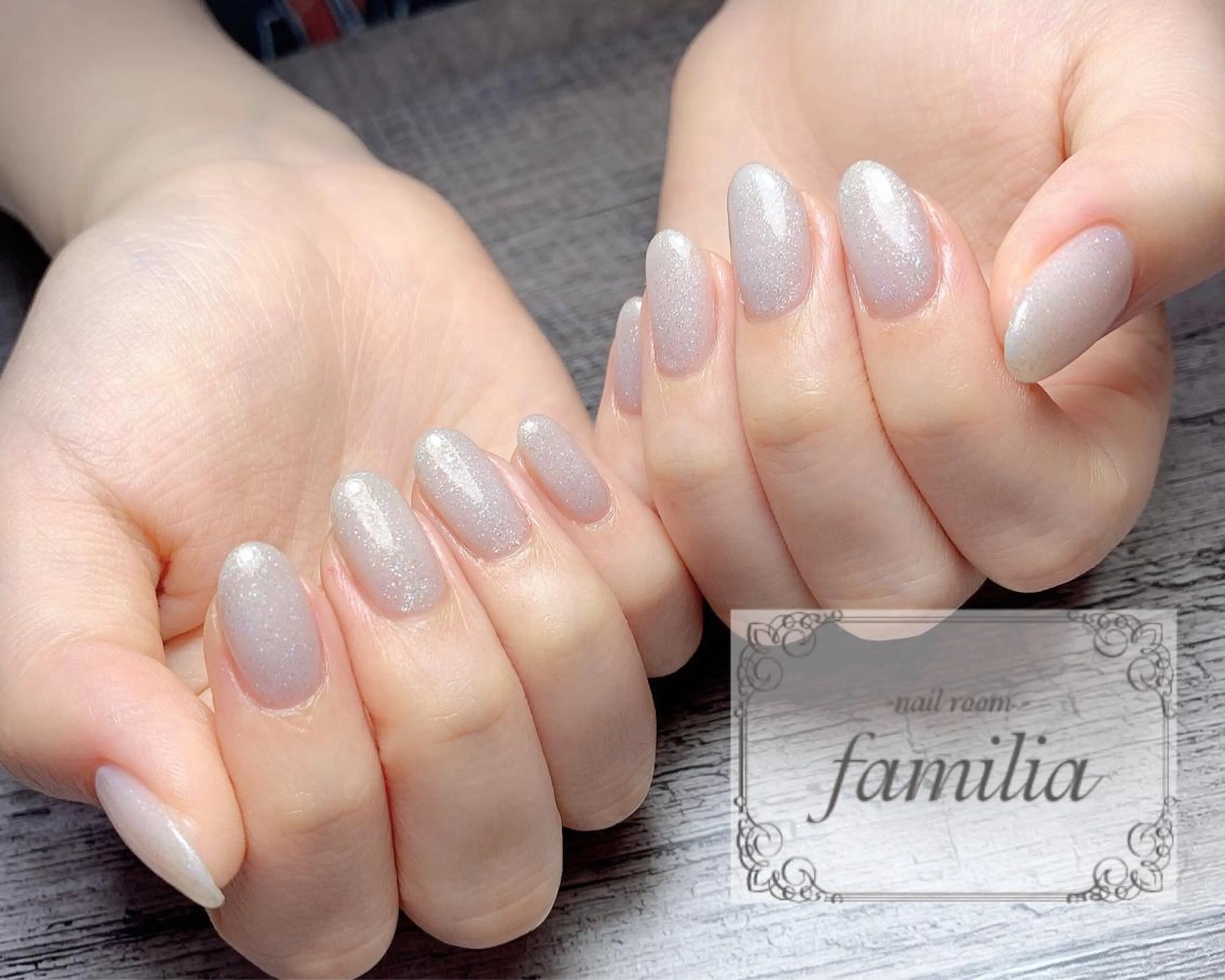 ネイル ハンドネイル -nailroom- familiaのネイルデザイン