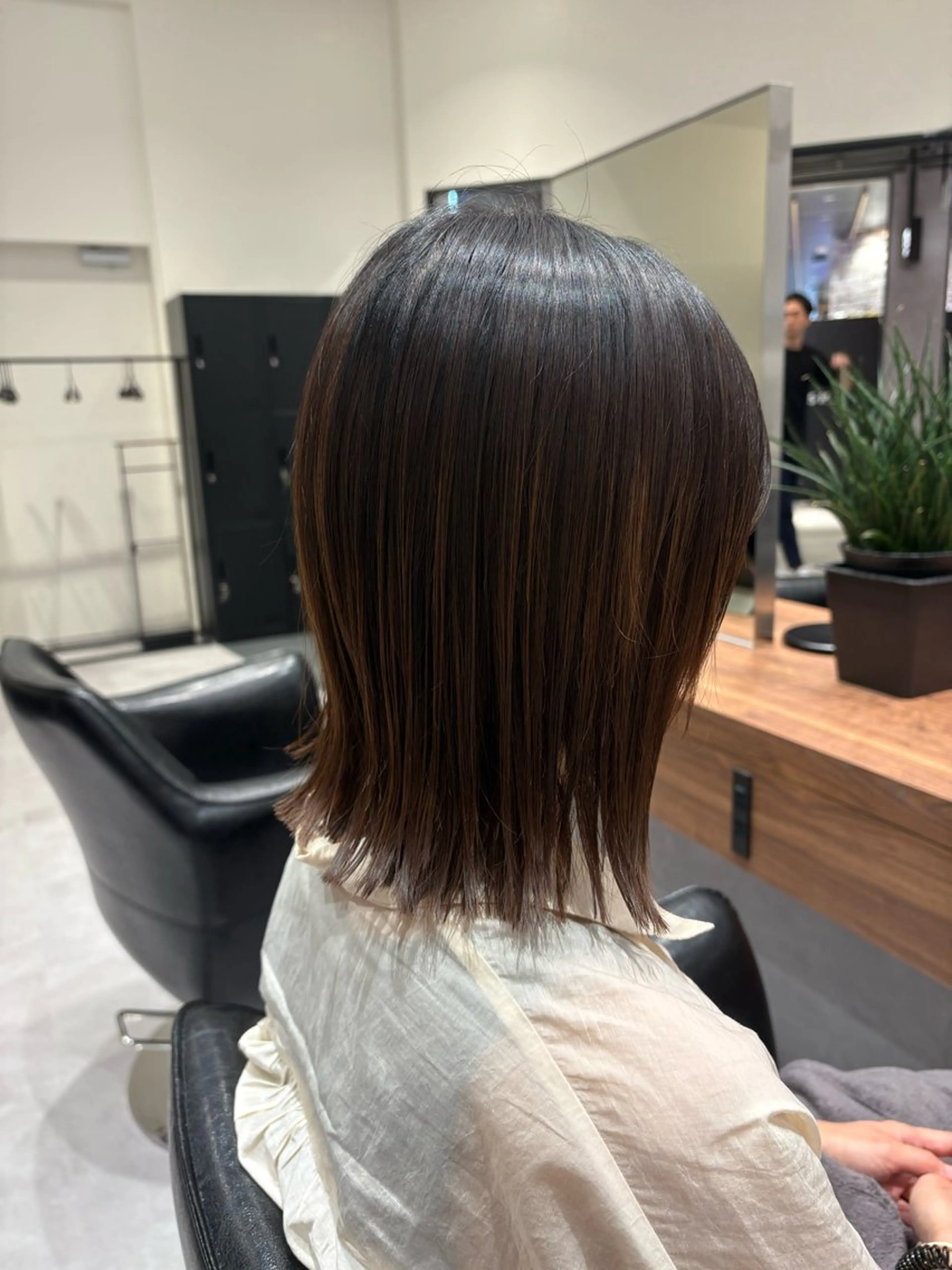 ショート ボブ 外ハネヘア 髙田 千華 髪質改善ストレートのヘアスタイル