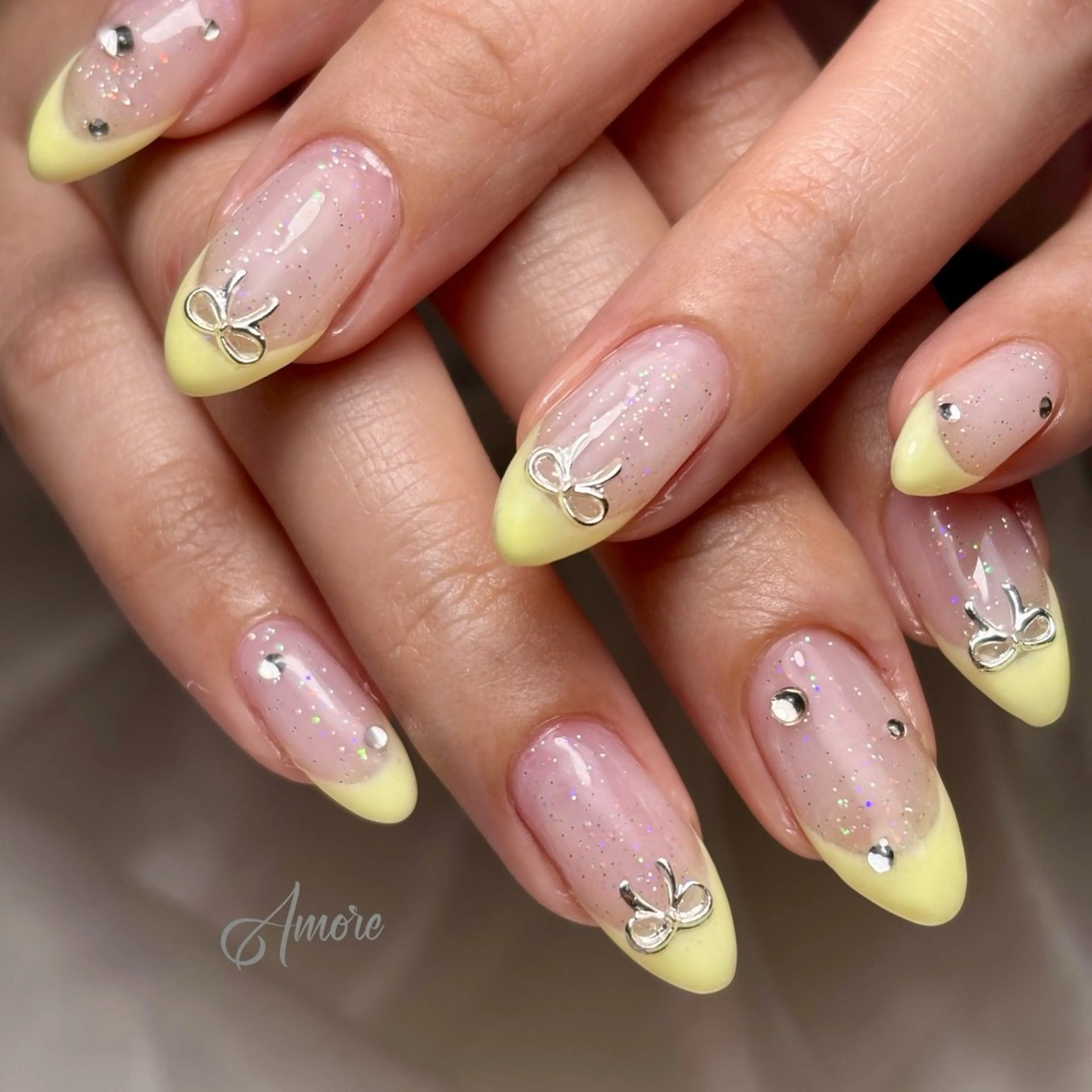 ネイル ジェルネイル キラキラネイル 韓国ネイル マグネットネイル パラジェル You kyehwaのネイルデザイン