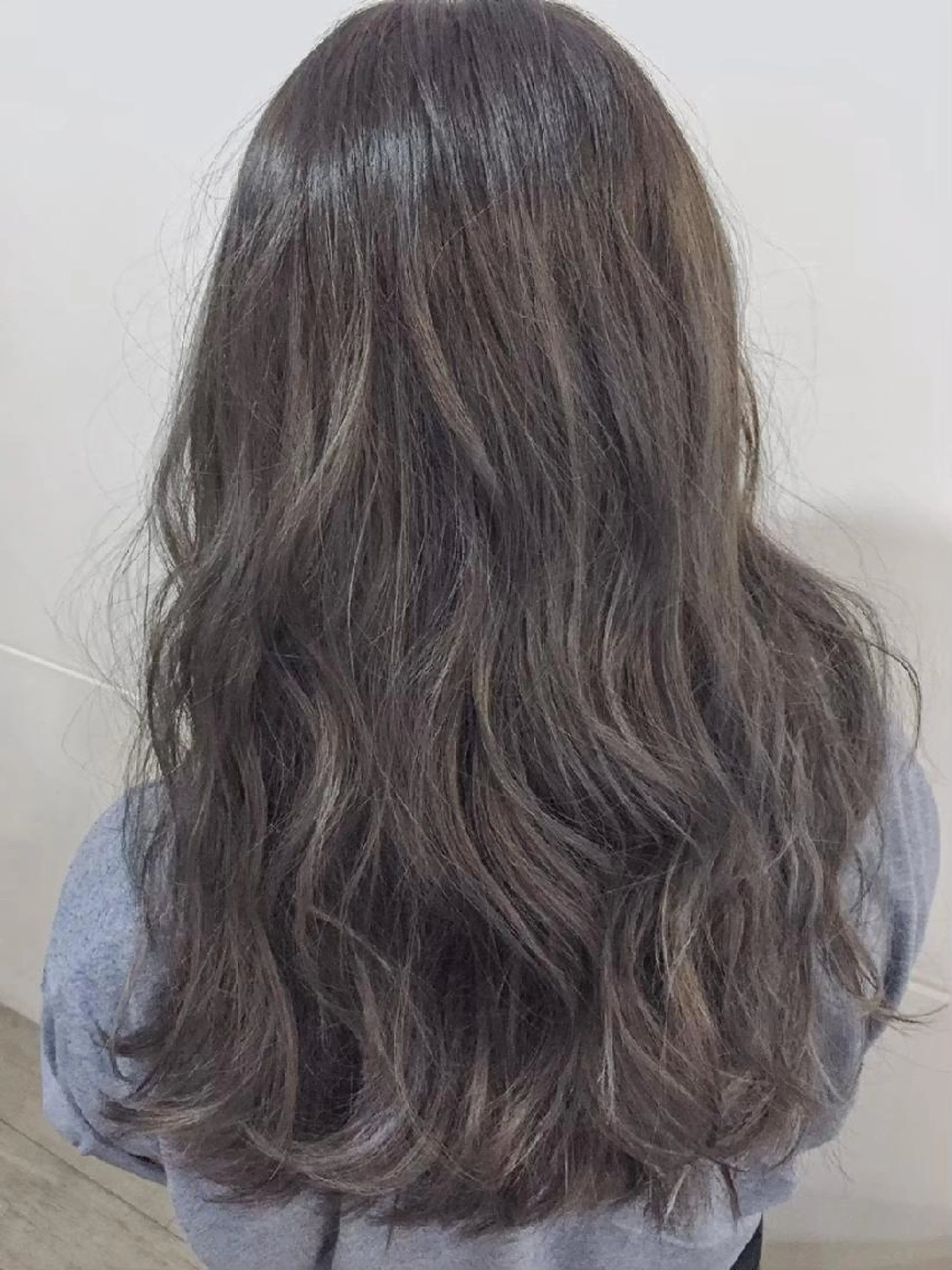 ✨人気No.1✨　カット & イルミナカラーフル✂️👍の写真