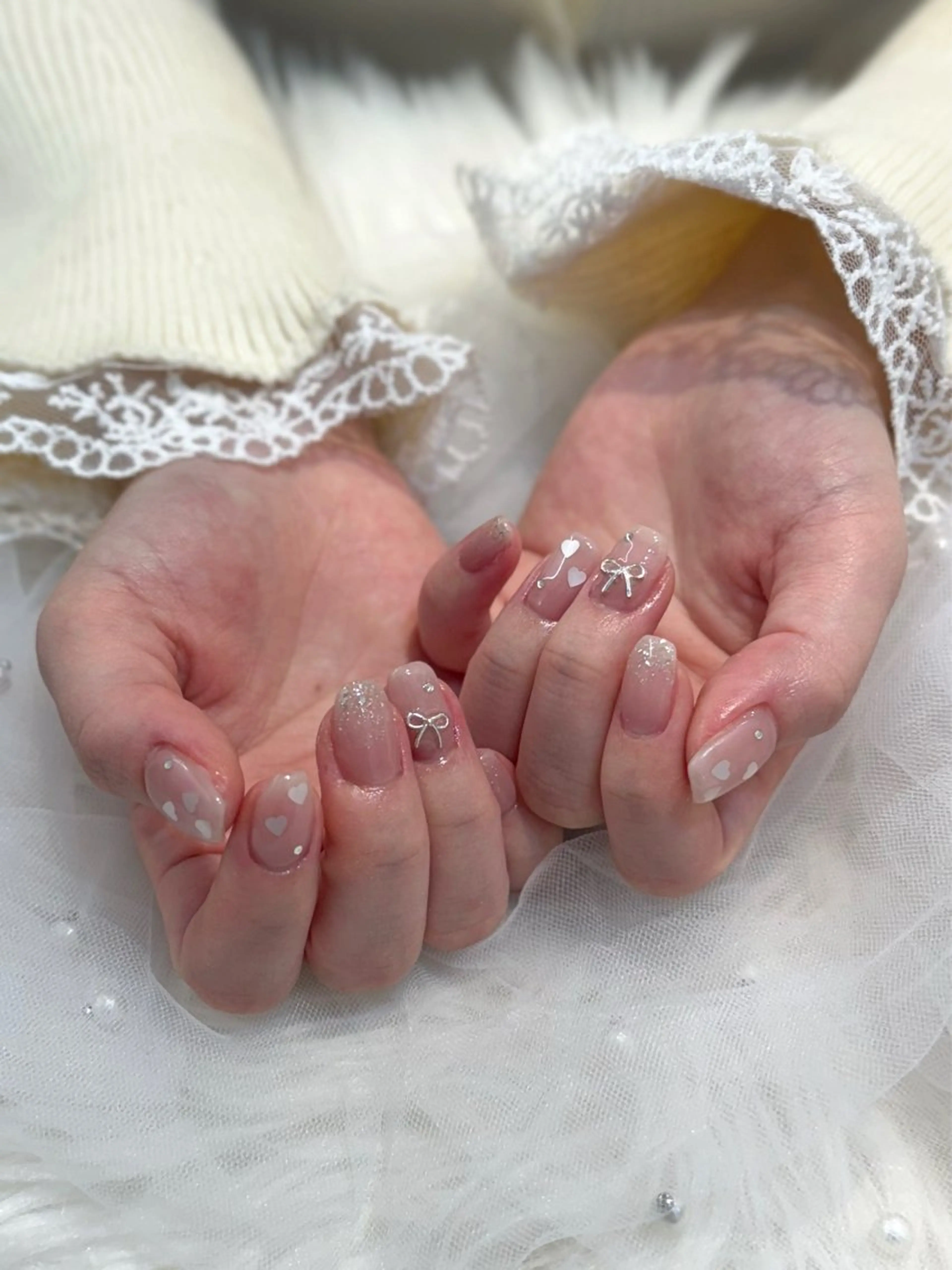 ネイル ハート リボン ハンドネイル ハンドケア Chizuru ☾ ໋のネイルデザイン