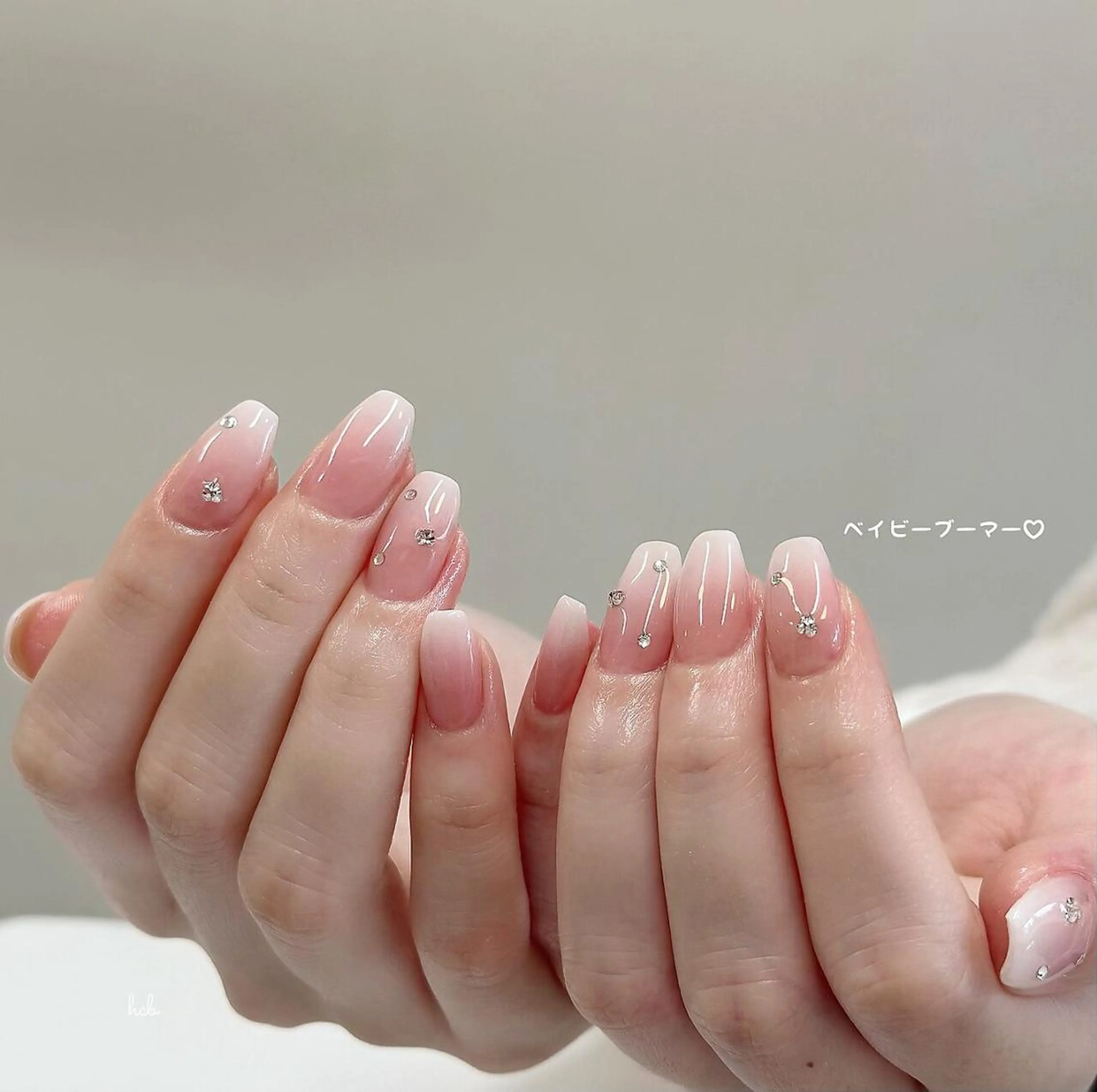 ネイル フットネイル ジェルネイル マグネットネイル 持ち込み ワンカラーネイル ハンドネイル ANA 168 池袋のネイルデザイン