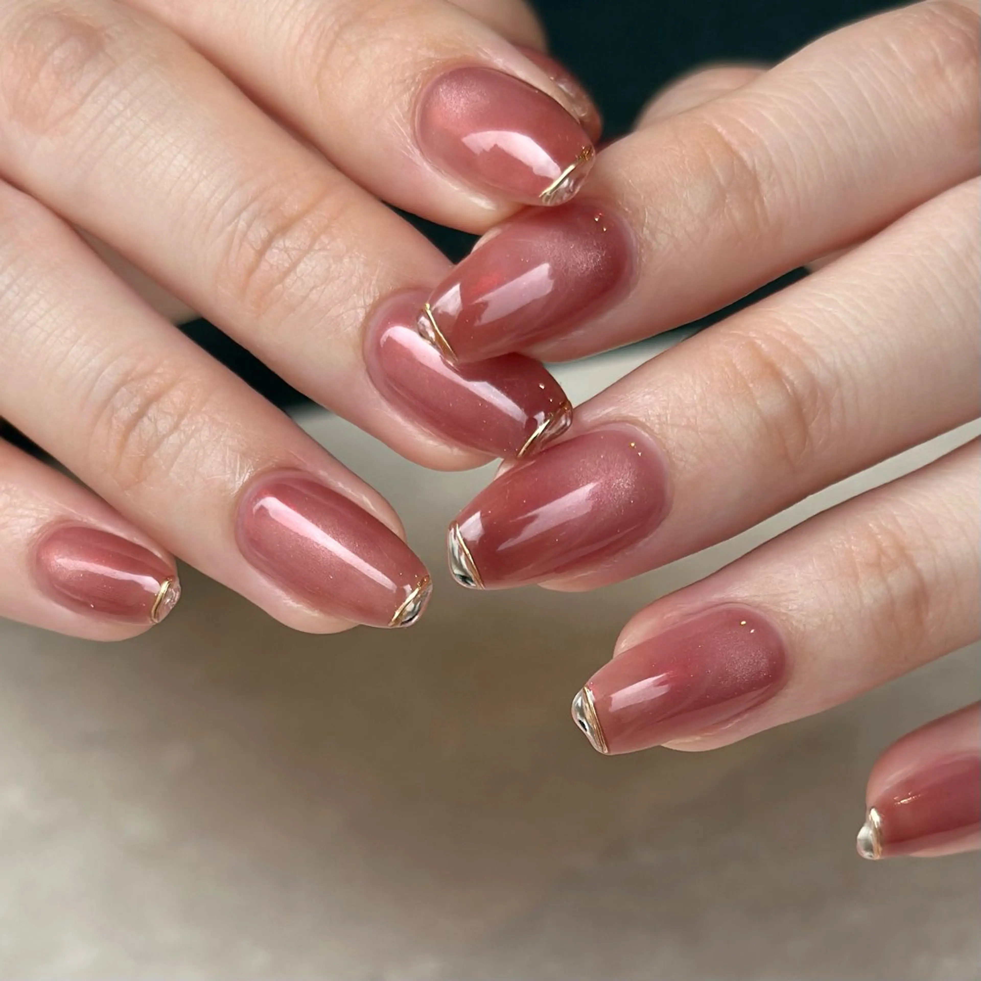 ネイル ニュアンスネイル aoi .のネイルデザイン