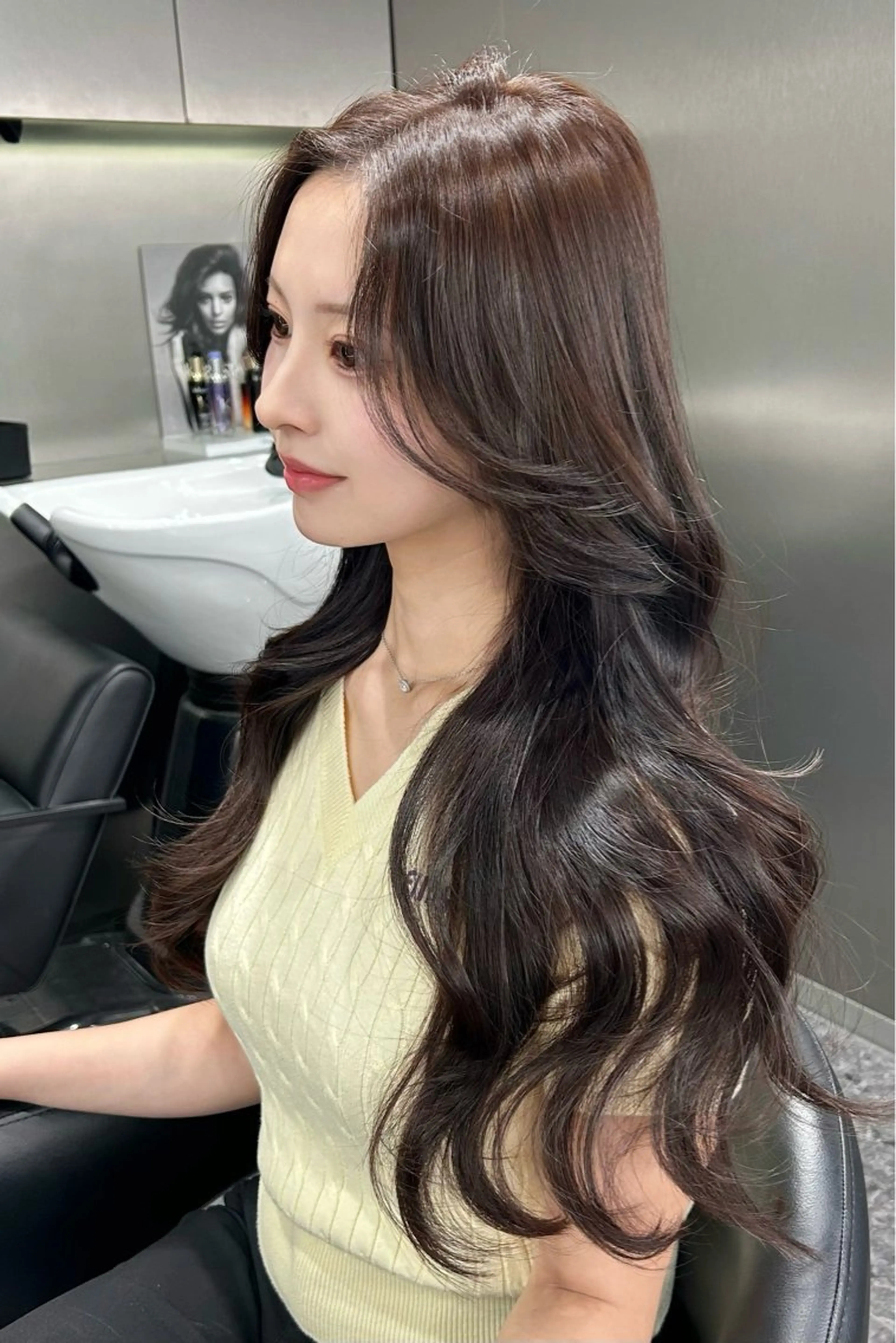 ロング カラー カット ヘアカラー LANDS所属・nanaka 🤍韓国ワンホンヘアのヘアスタイル