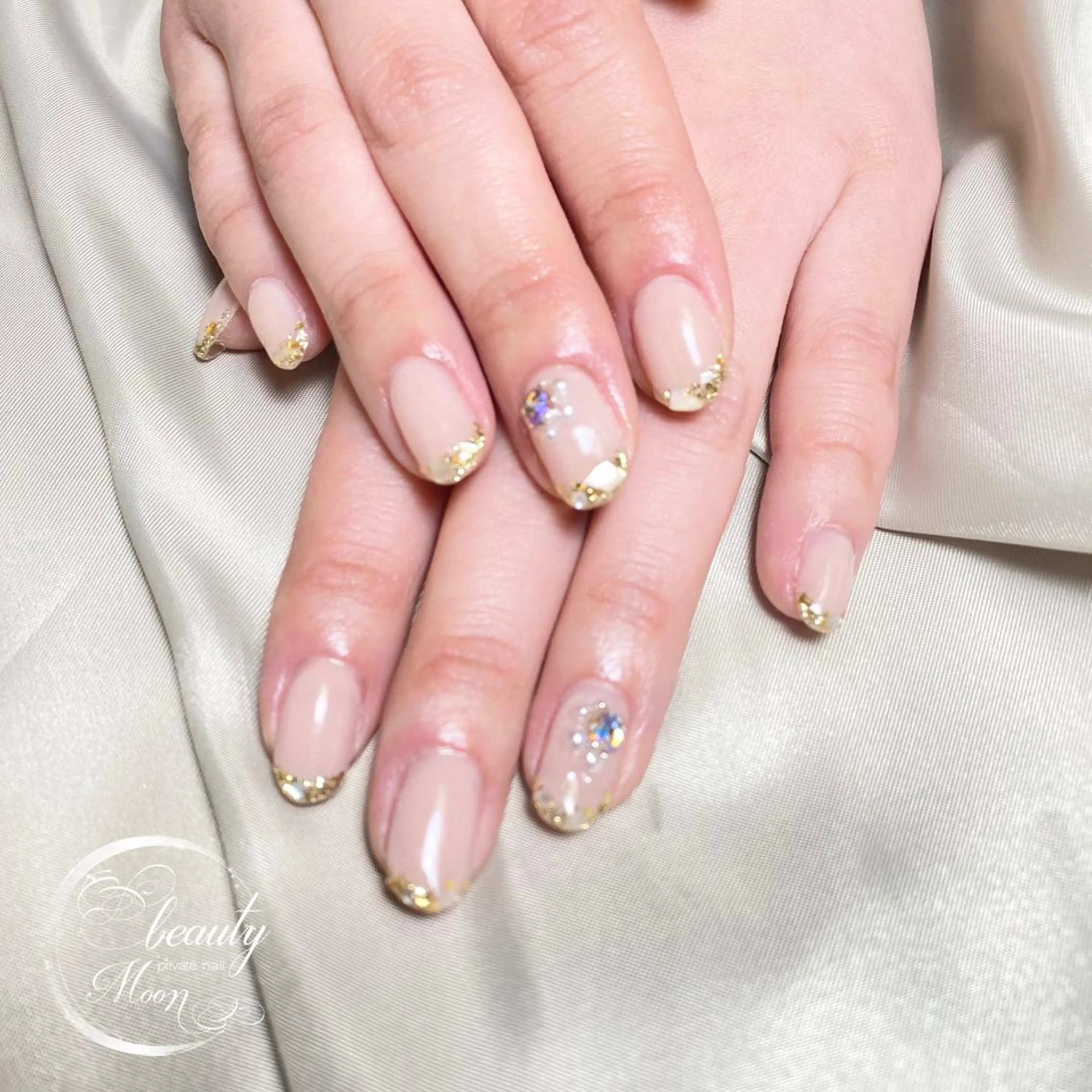 ネイル フレンチネイル ガラスフレンチ ハンドネイル beauty ☪︎moonのネイルデザイン