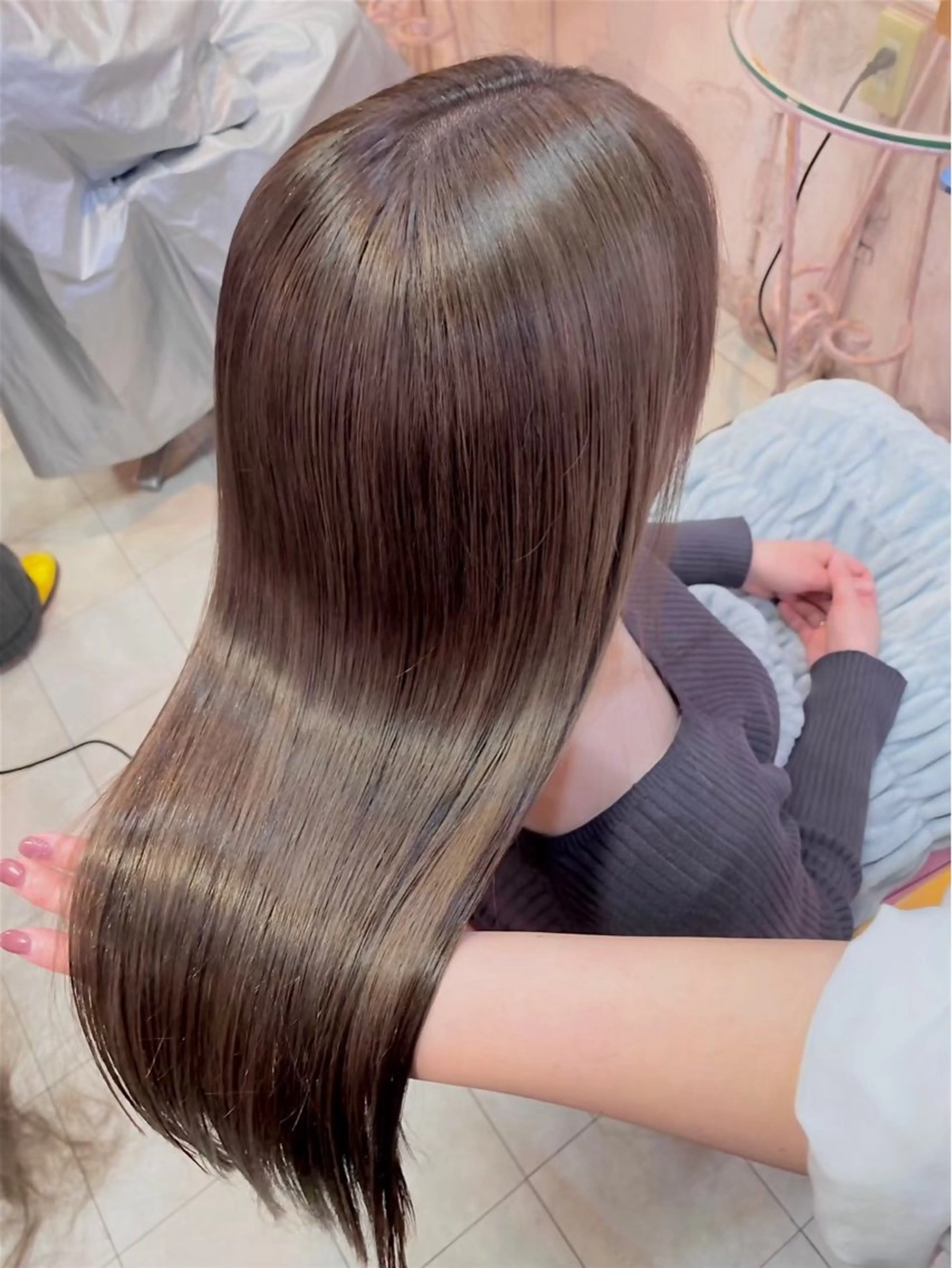 セミロング 髪質改善 𝙼𝚒𝚎𝚗𝚎 𝚙𝚒𝚗𝚔所属・山本 葵のヘアスタイル