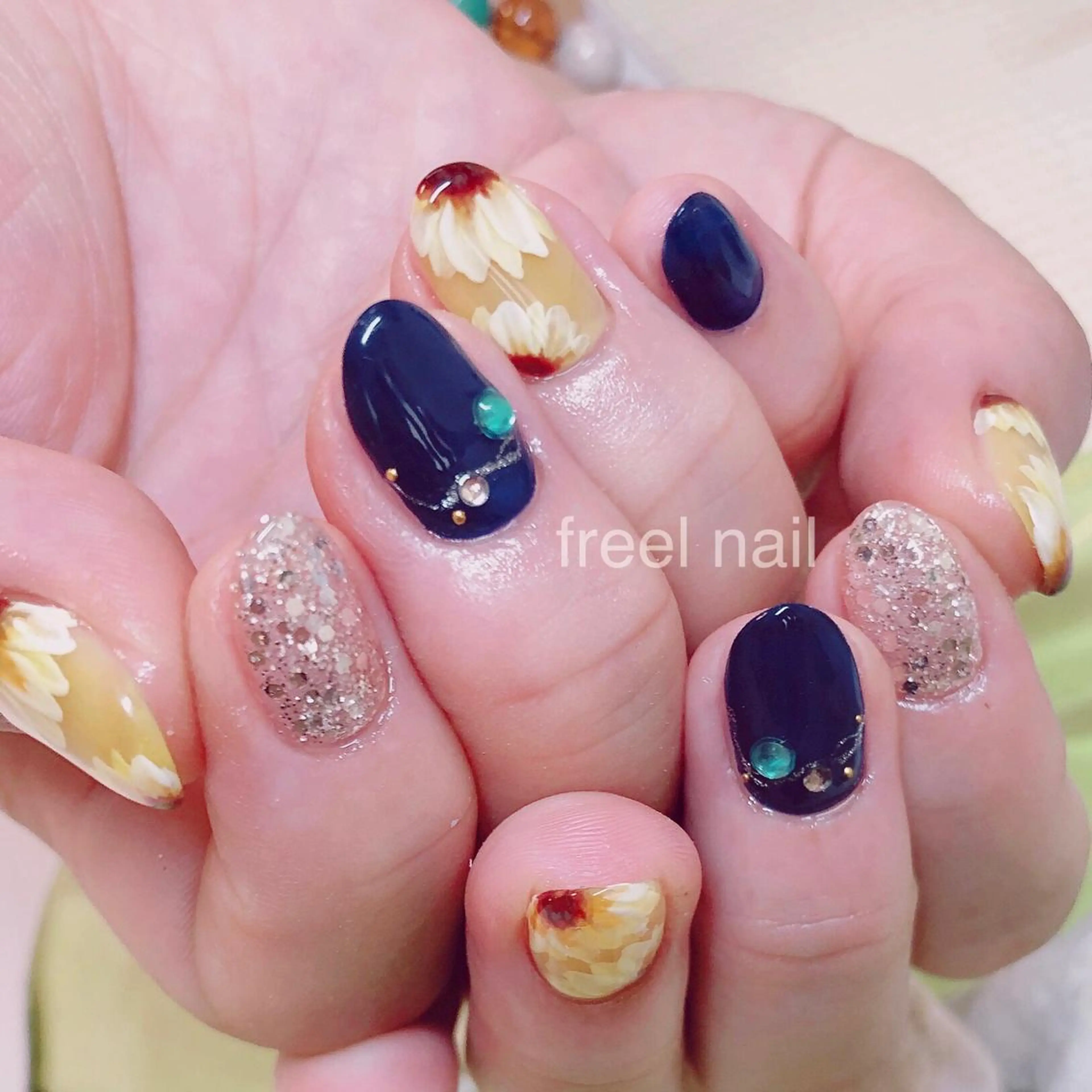 ネイル freel Beautyのネイルデザイン