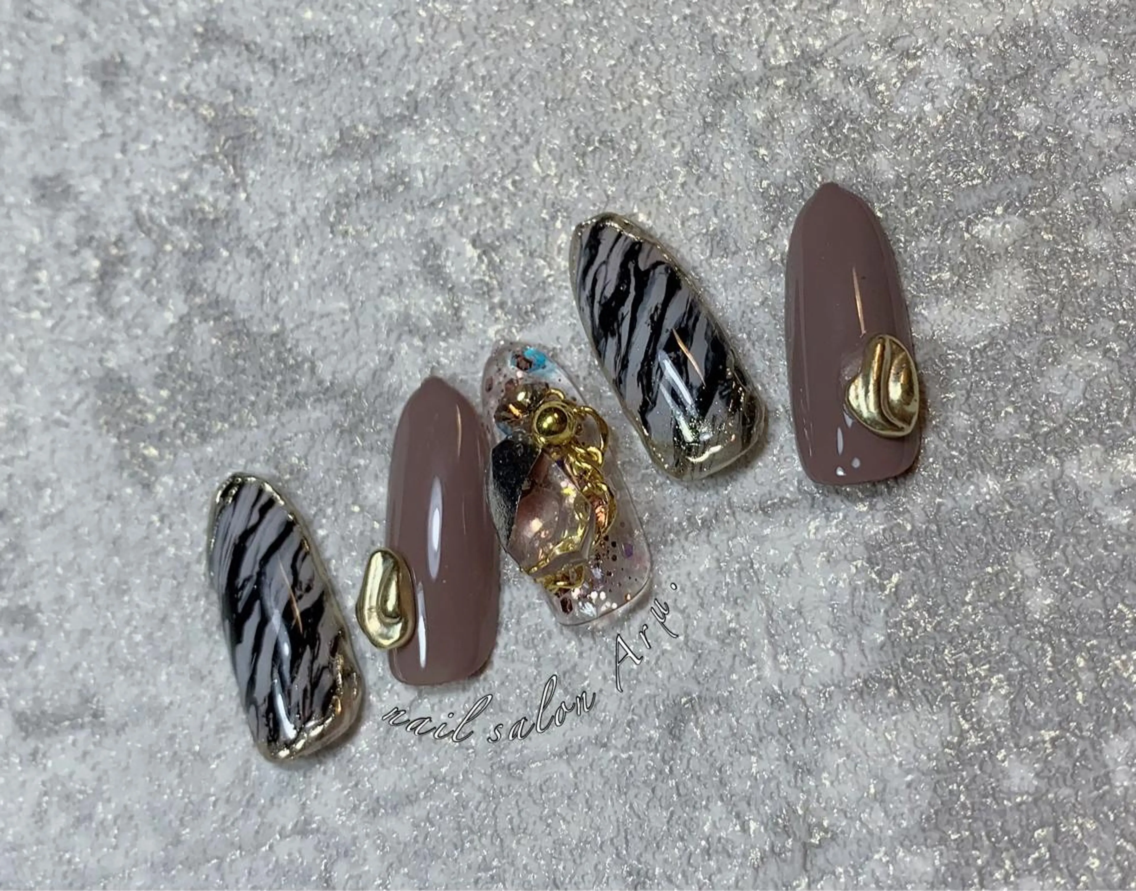 ネイル nail salon Arμ.のネイルデザイン