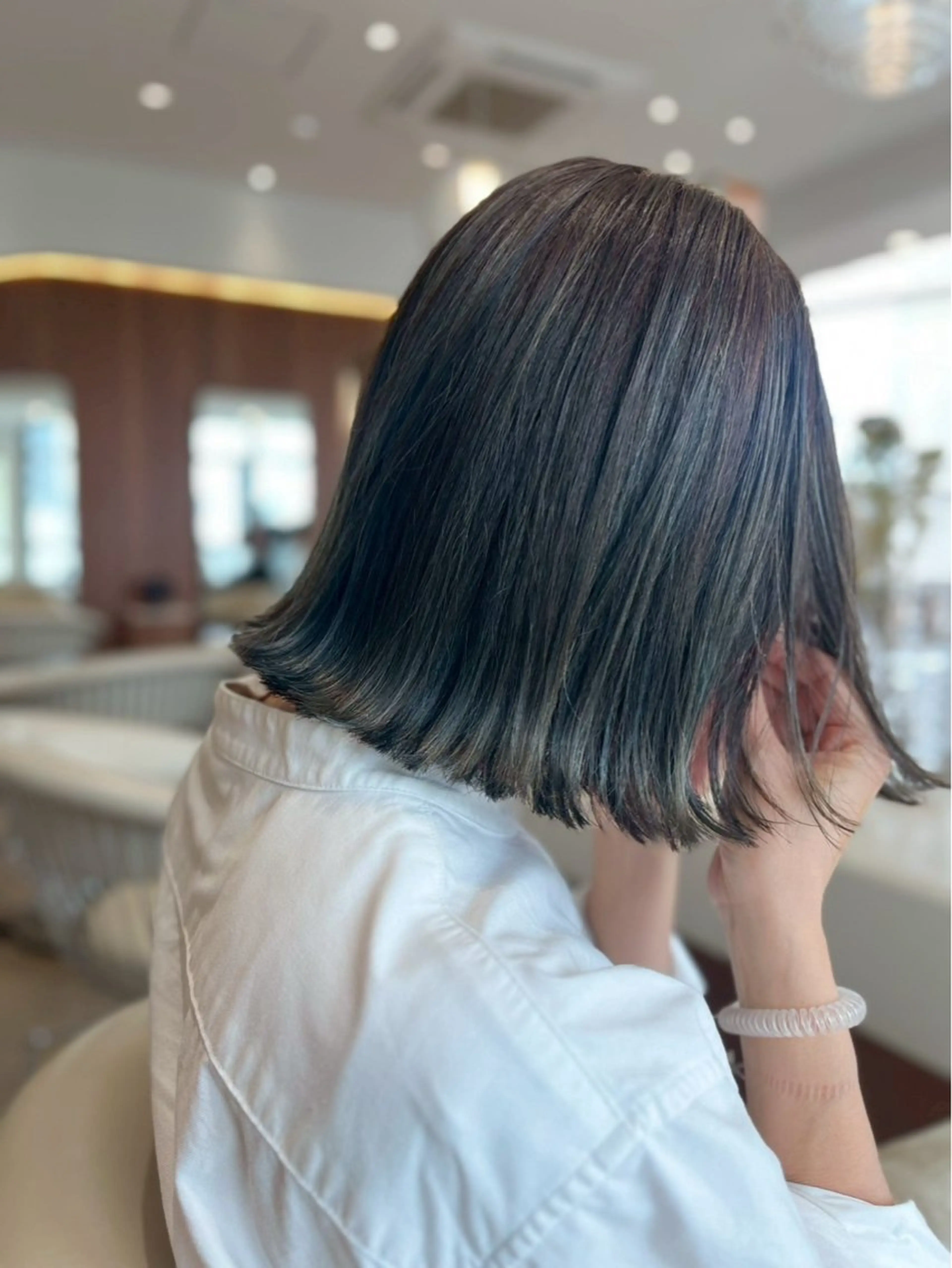 ミディアム カット ヘアカラー トリートメント ボブ/レイヤー/新宿 /透明感/KOKIのヘアスタイル