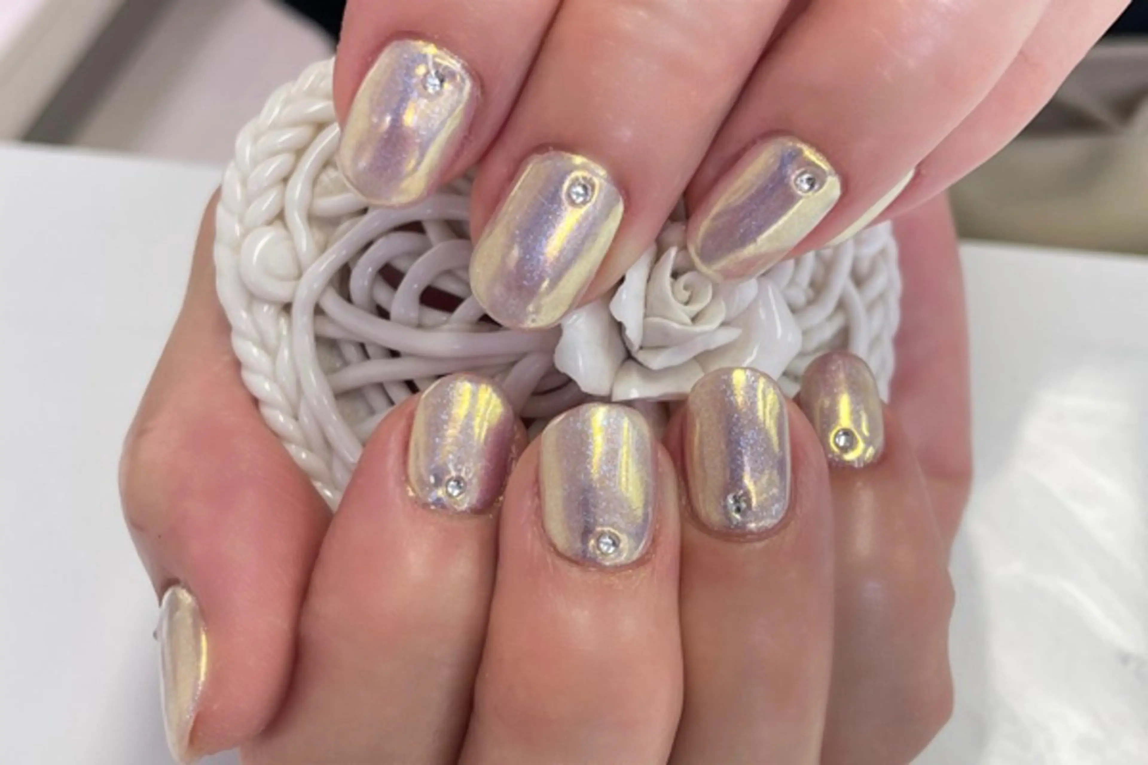 ネイル ジェルネイル ミラーネイル ママリンド　志村坂上店所属・しみ えんのネイルデザイン