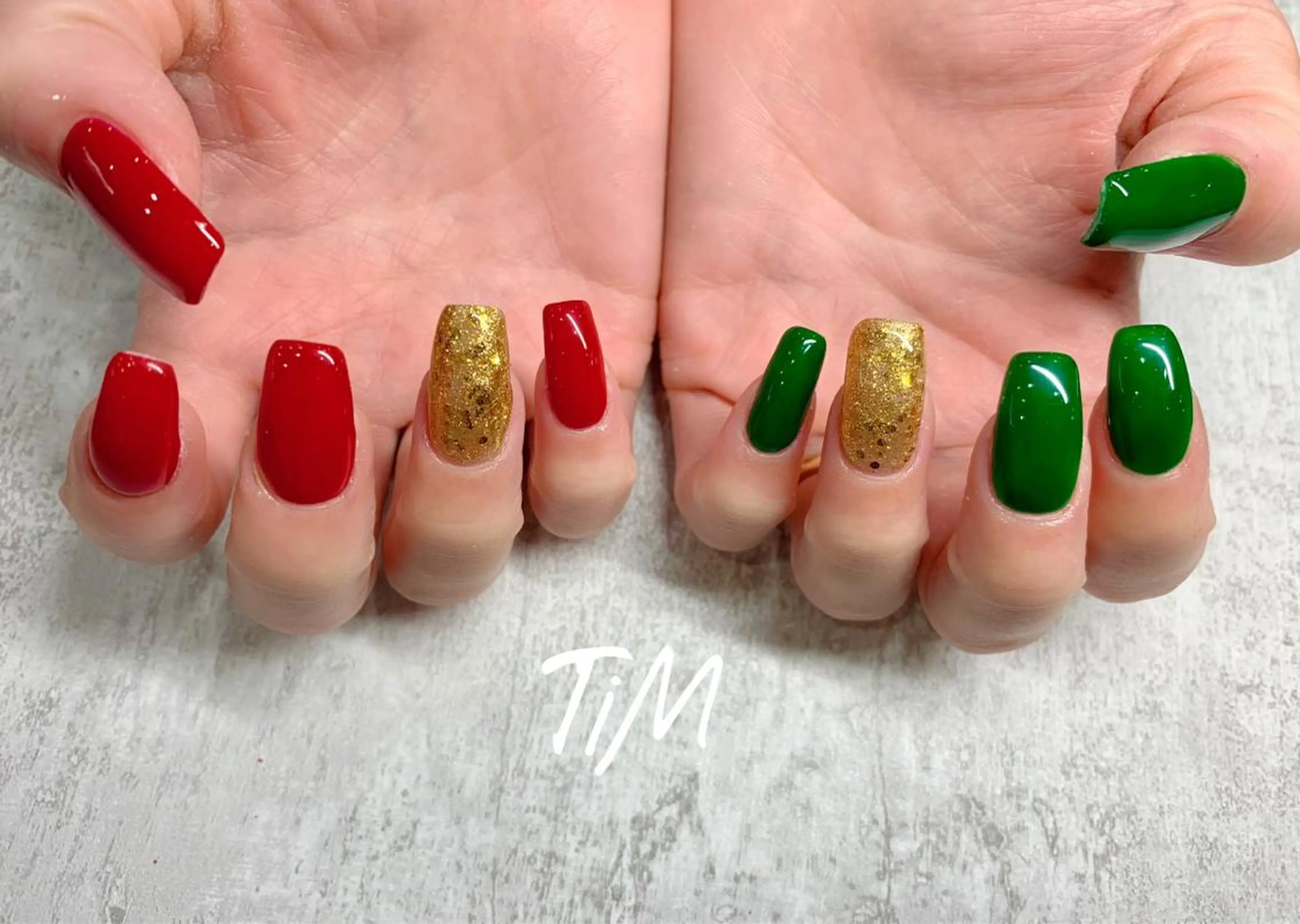 ネイル Beauty Studio TiM所属・TiM【ティム】 近鉄八尾店のネイルデザイン