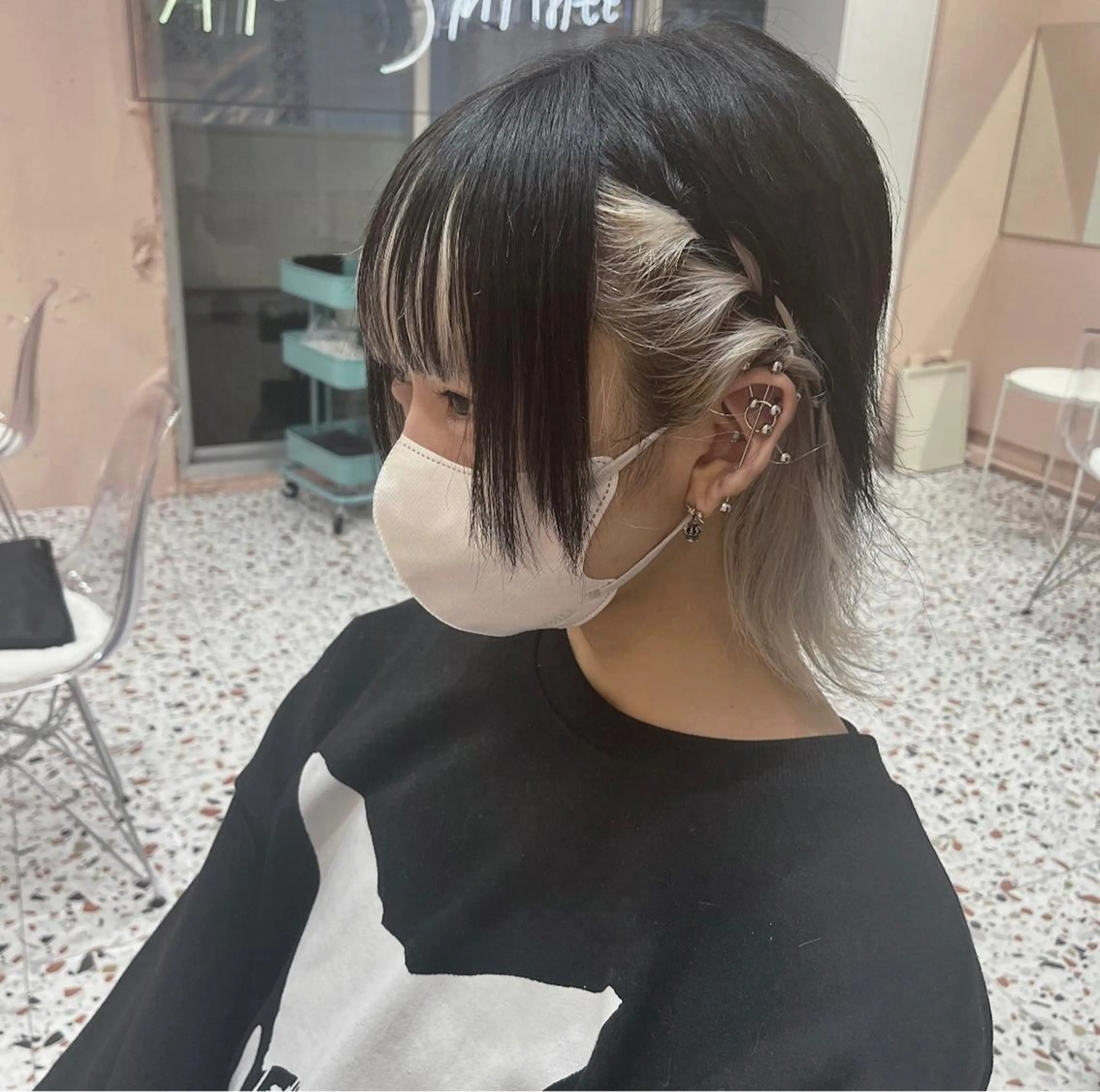 ヘアアレンジ メンズ ♱地雷カラー♱ウルフ ♱ 藍衣 ♱のヘアスタイル