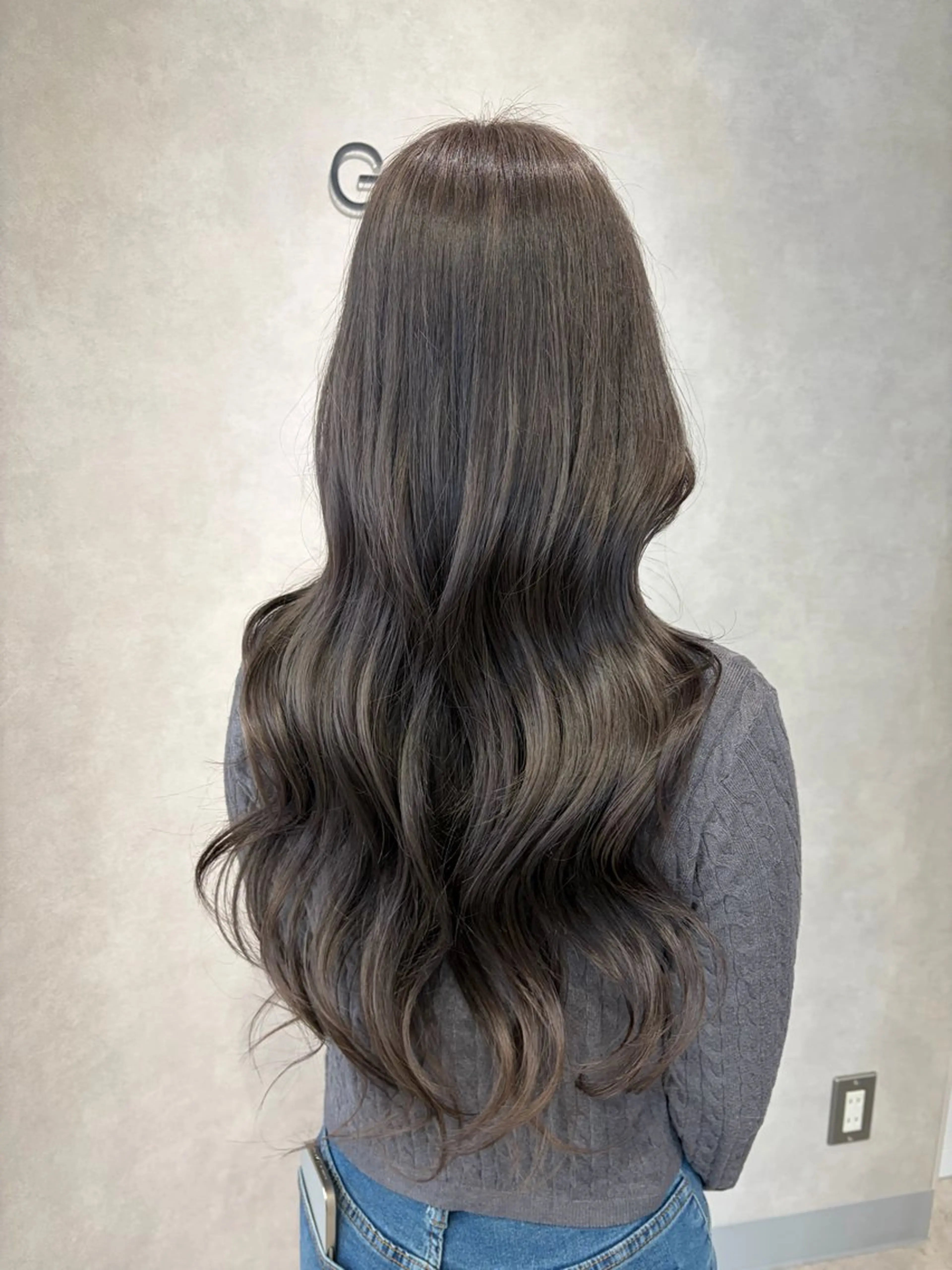 ロング カラー ベージュカラー グレージュ ヘアカラー トリートメント りおん レイヤー/ベージュのヘアスタイル