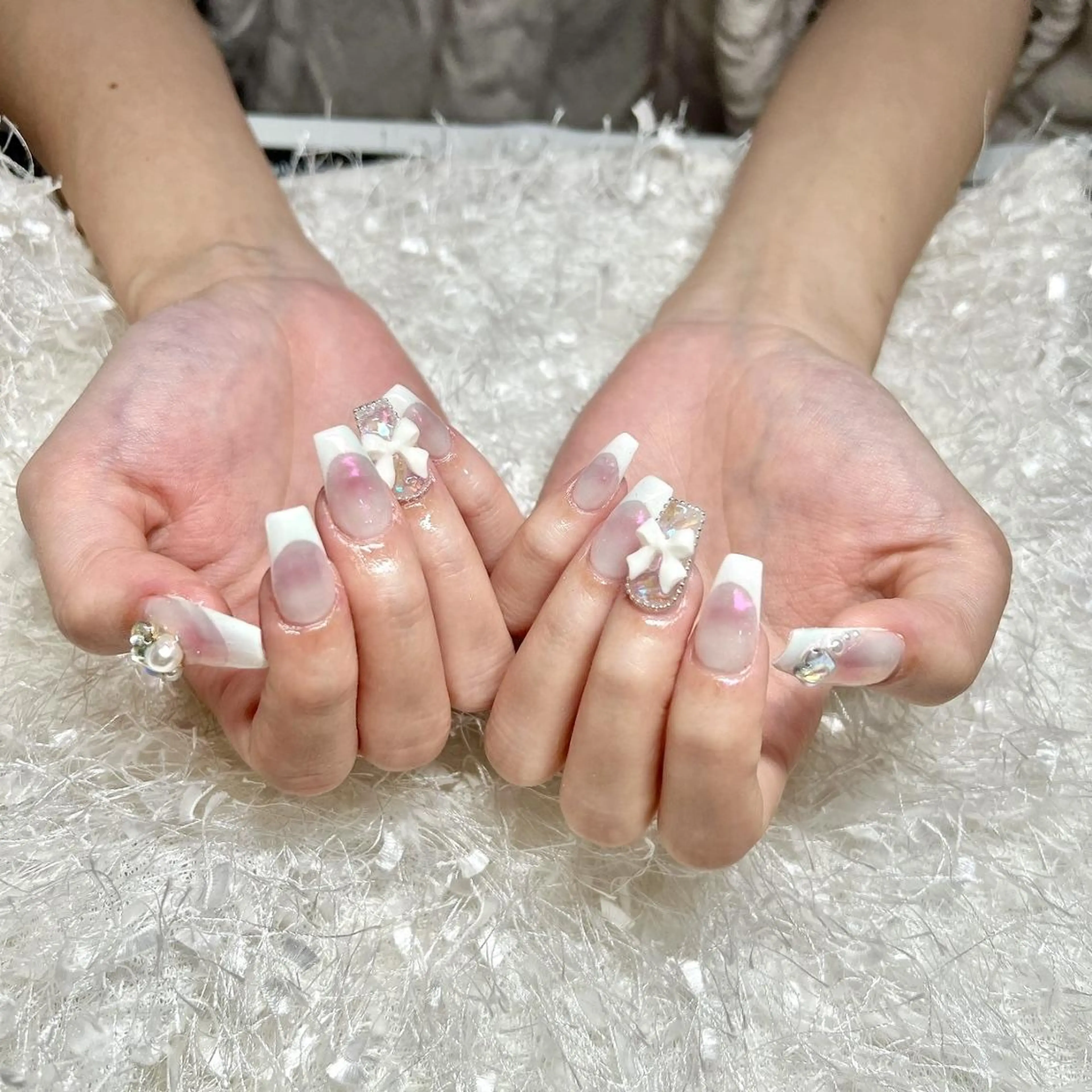 ネイル 長さ出し フレンチネイル ジェルネイル グラデーション 韓国ネイル ハンドネイル Nail&eye Belire 新宿のネイルデザイン