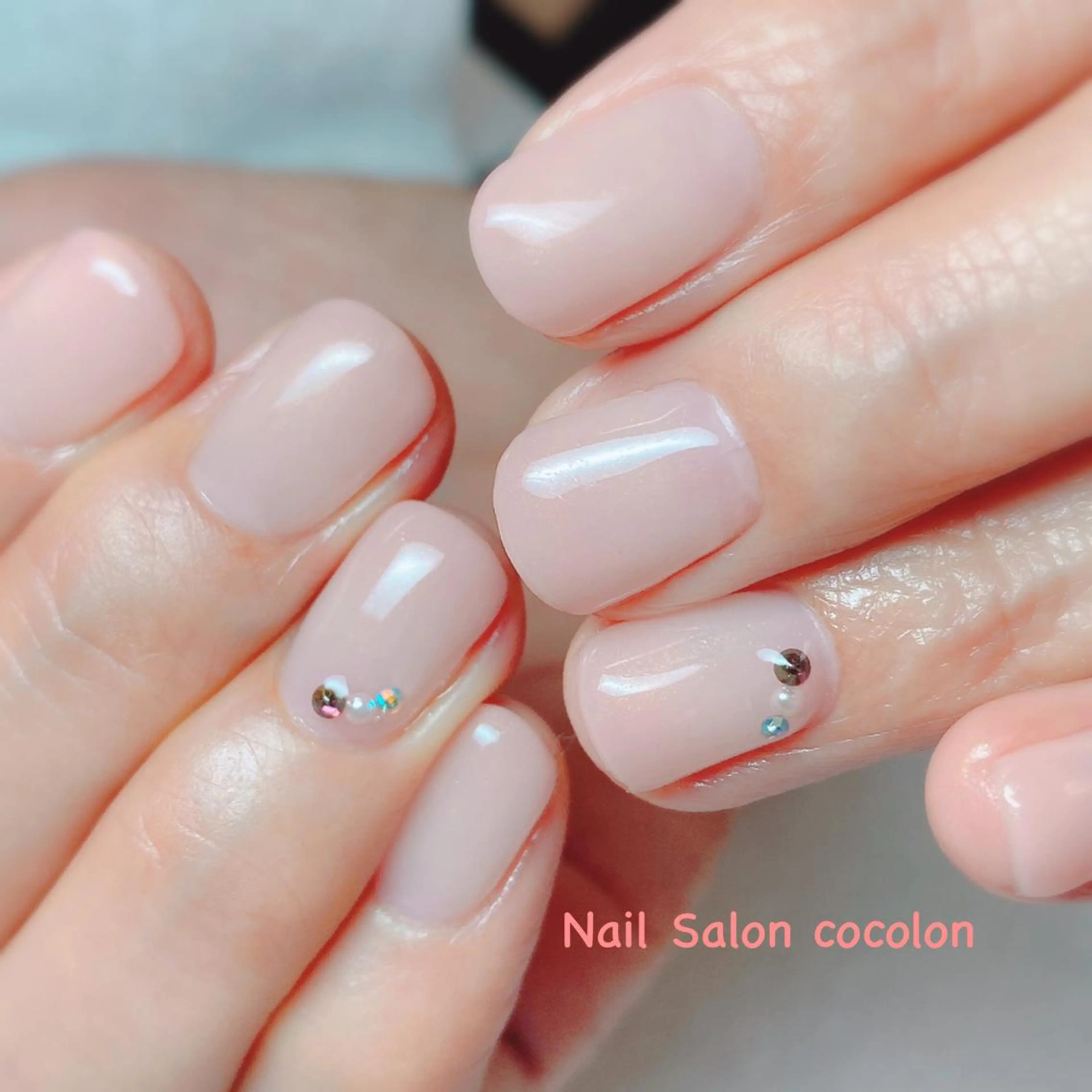 ネイル グラデーション ストーンネイル ハンドネイル 柴崎 美幸のネイルデザイン