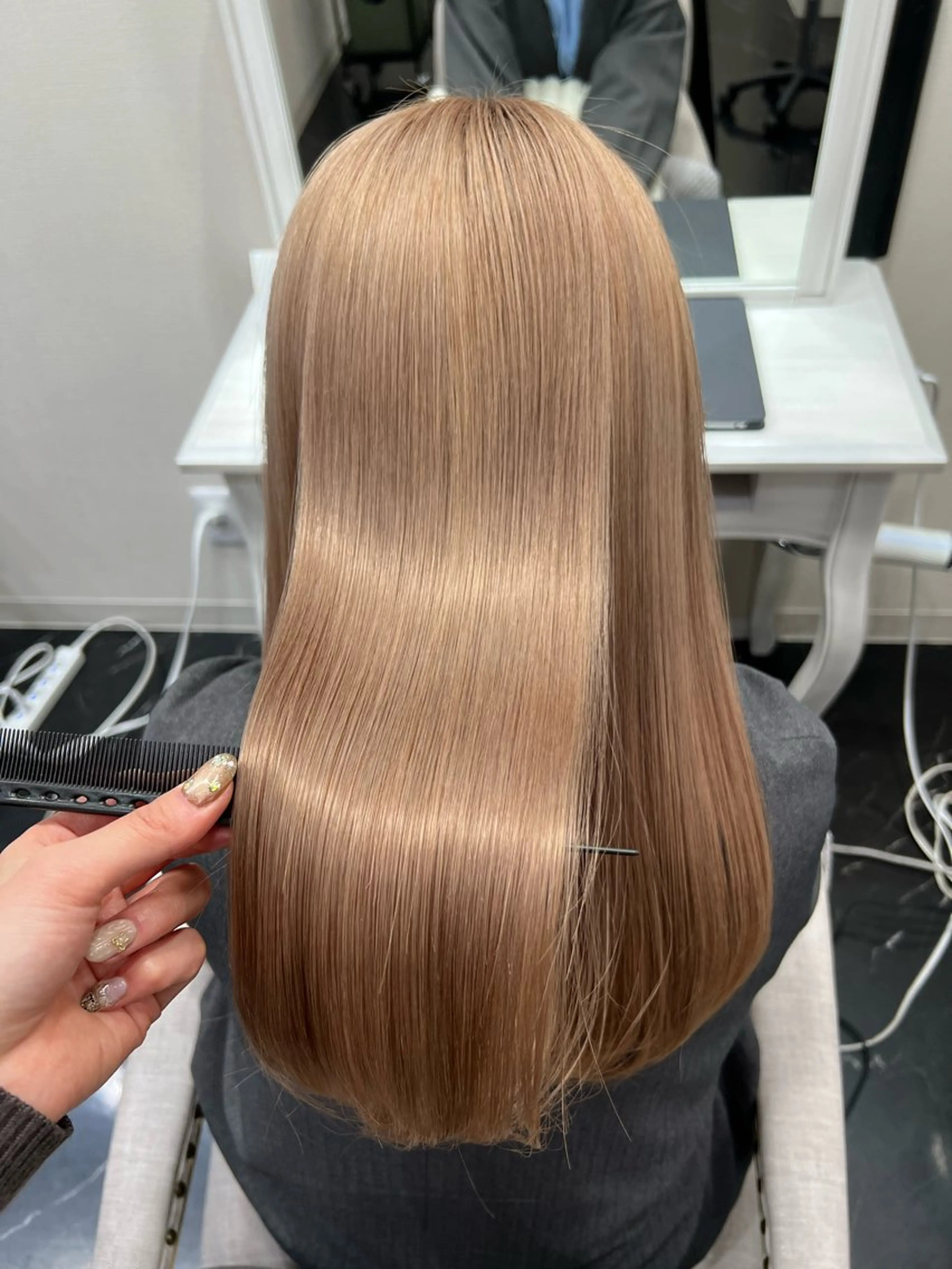 カラー ベージュカラー ヘアカラー トリートメント インナーカラー♡ Nanakoのヘアスタイル