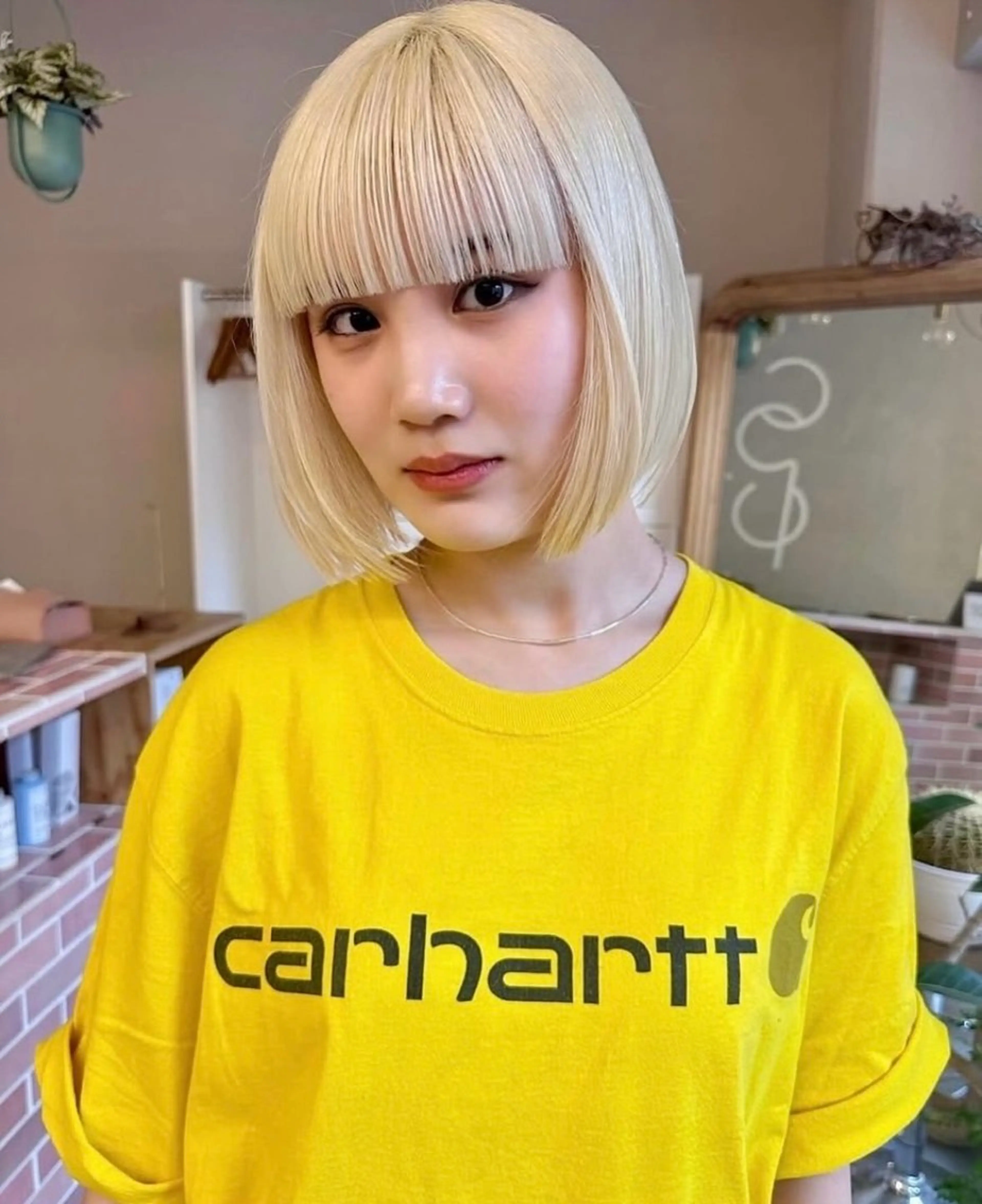 ミニモ学割🪽✨【リタッチブリーチ(幅3cm以内)➕カラー】の写真