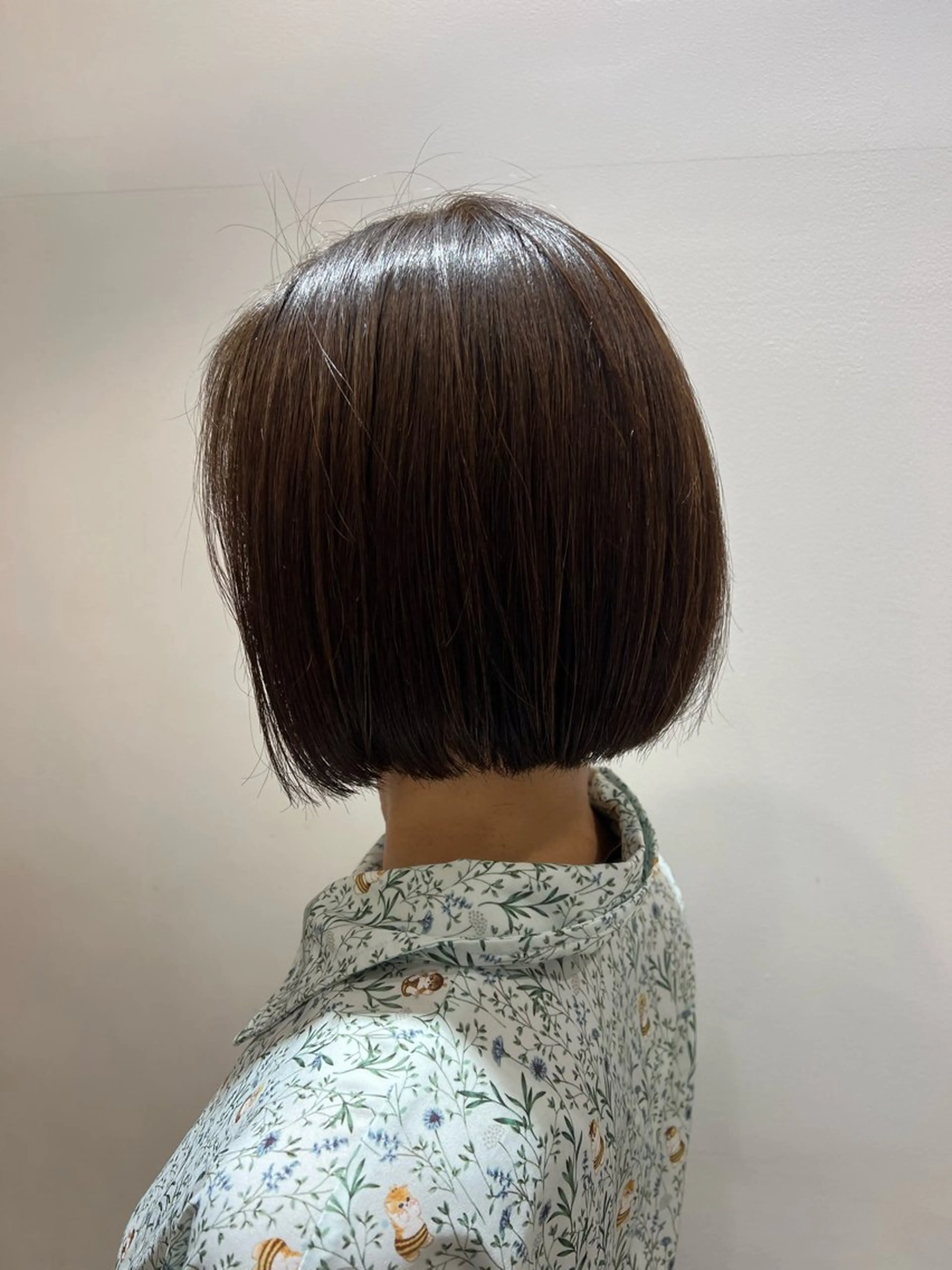 ショート 村中 逸紀のヘアスタイル