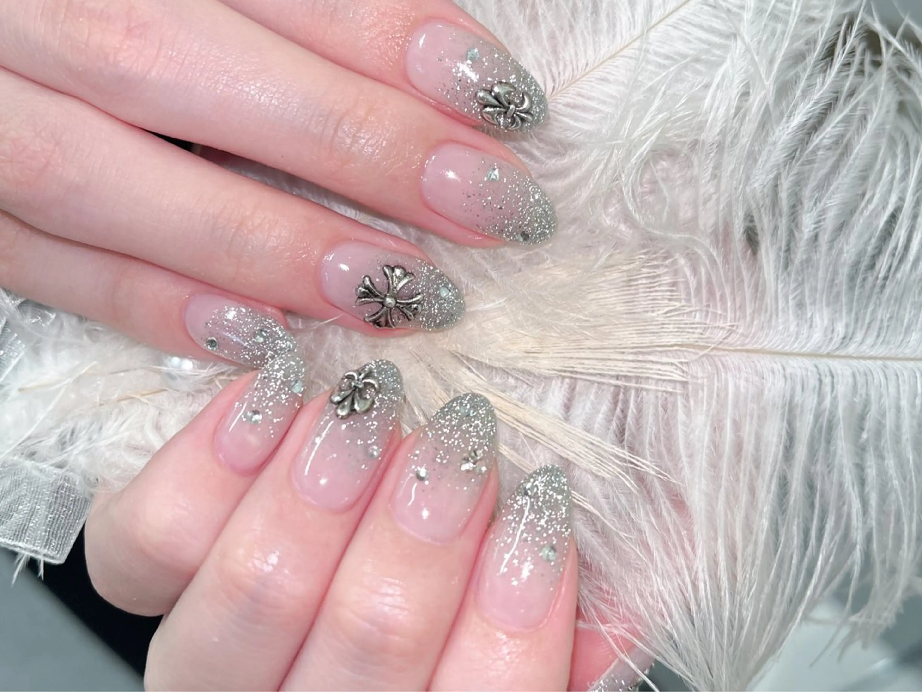 ネイル Glow Nail スカルプ専門店のネイルデザイン