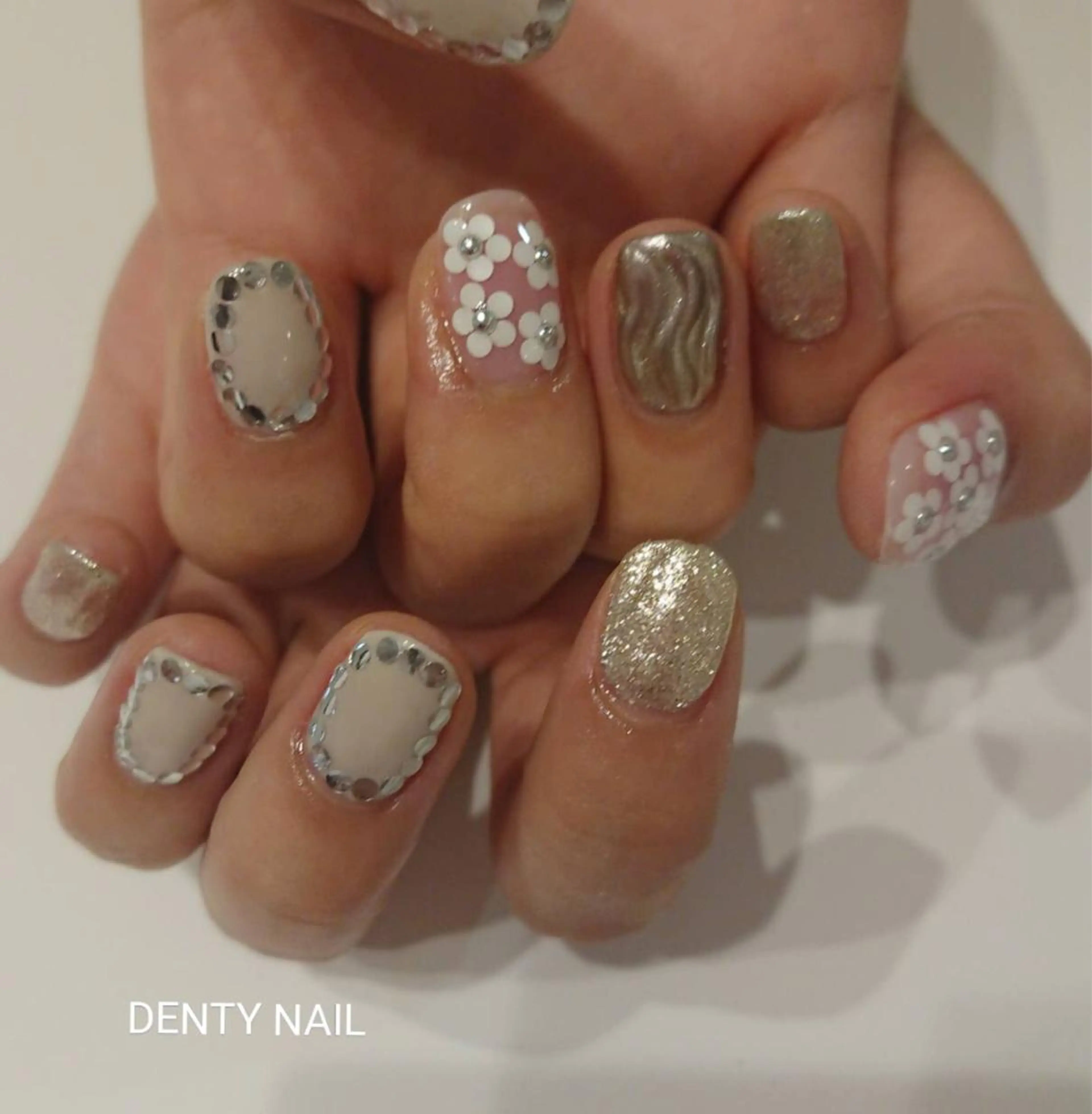 ネイル DENTY NAIL所属・DENTY NAIL -ArtRoom-のネイルデザイン