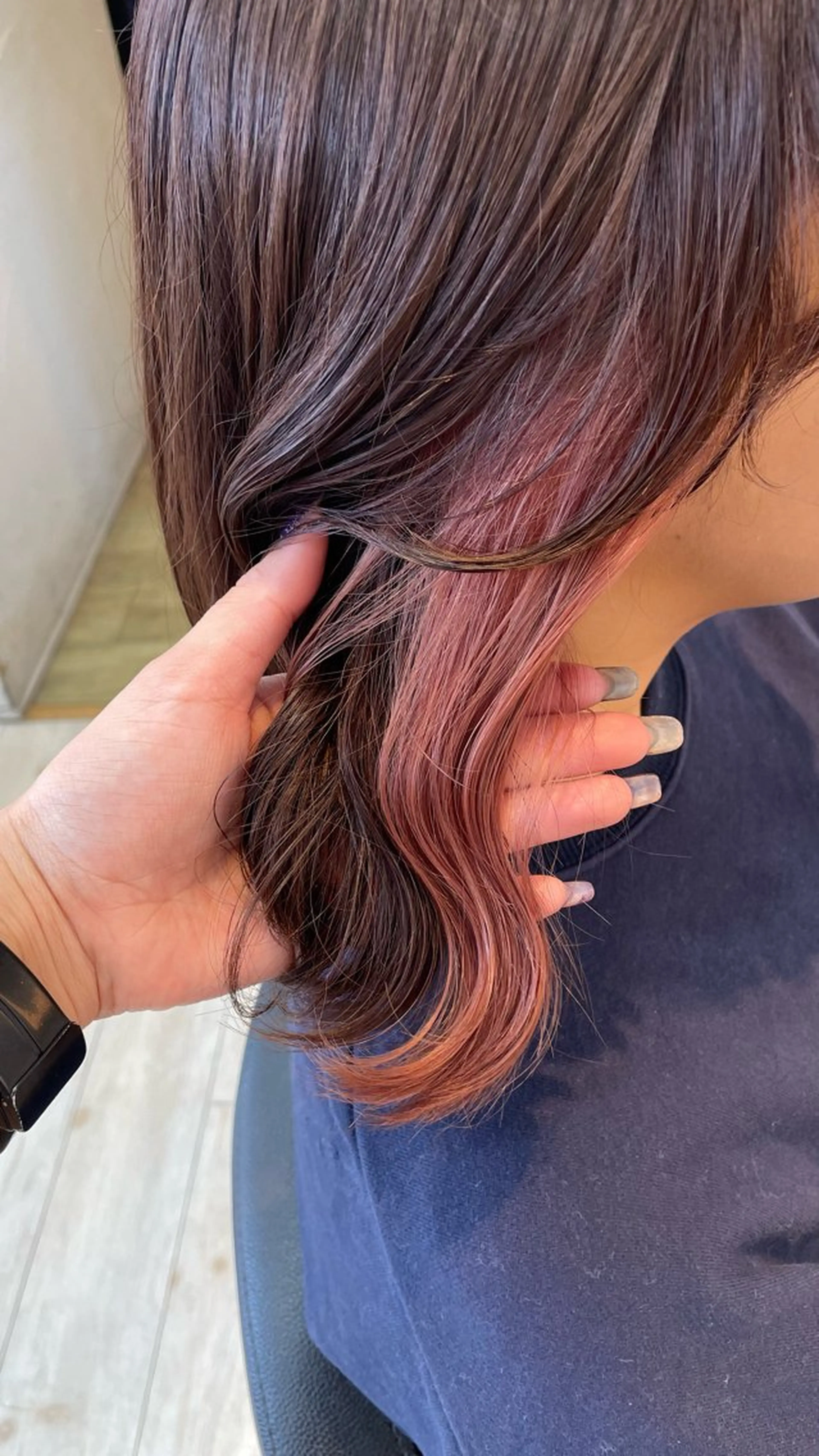 ミディアム カラー ヘアカラー トリートメント ブリーチ/髪質改善/ ハイトーン/暖色のヘアスタイル