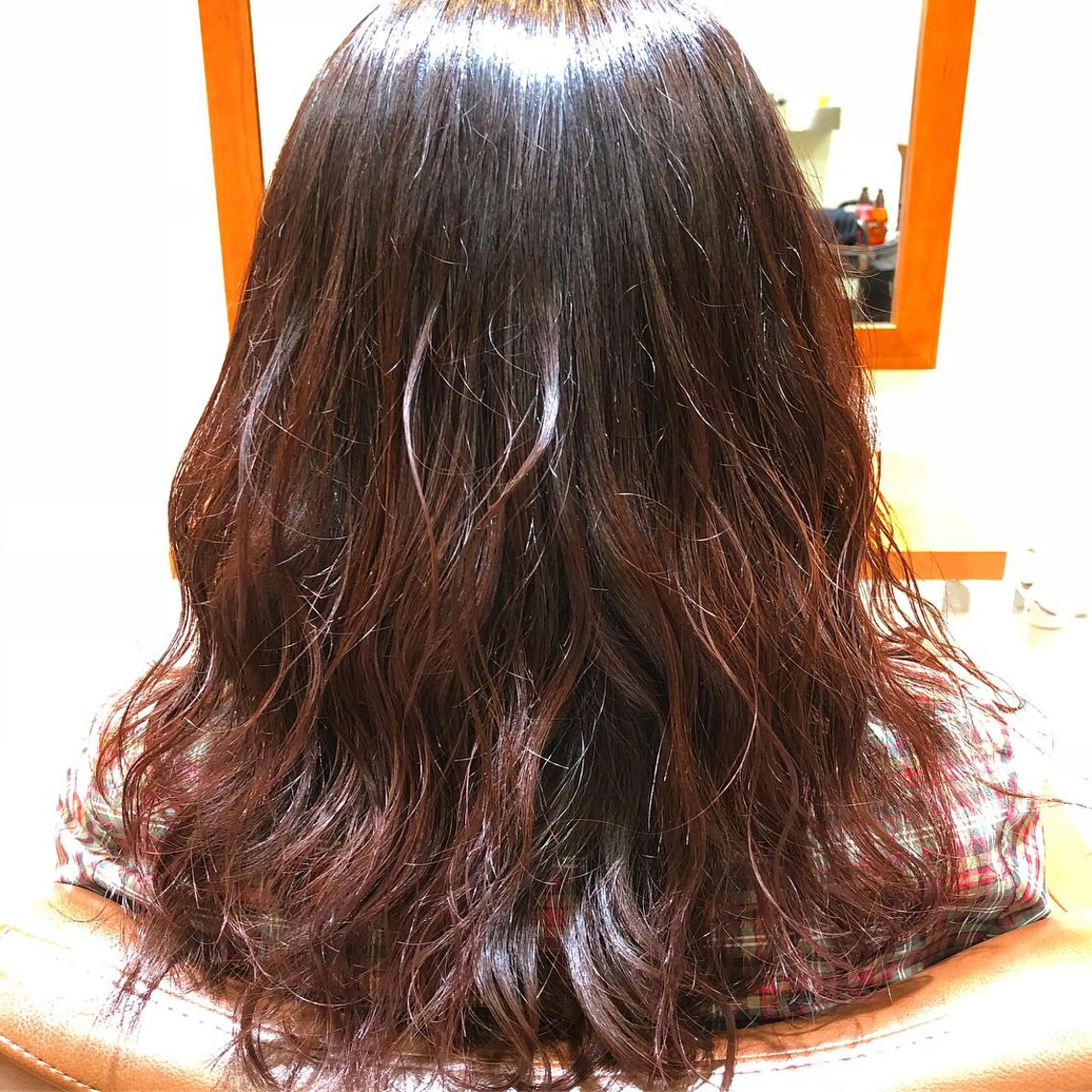 カラー アッシュ グラデーションカラー ピンクカラー レッドカラー 萩原 凌✄﻿のヘアスタイル