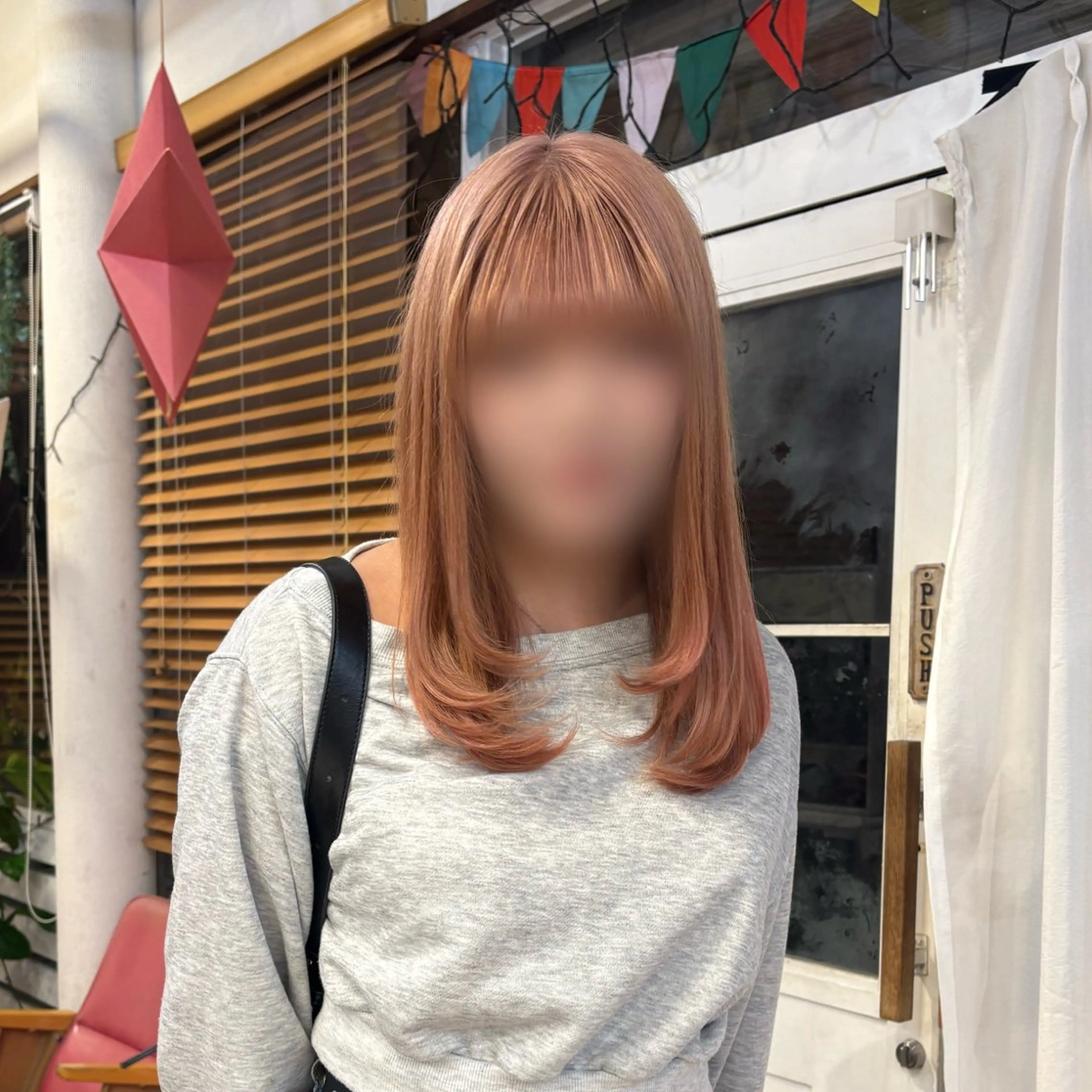 ミディアム 綱川 琉生のヘアスタイル