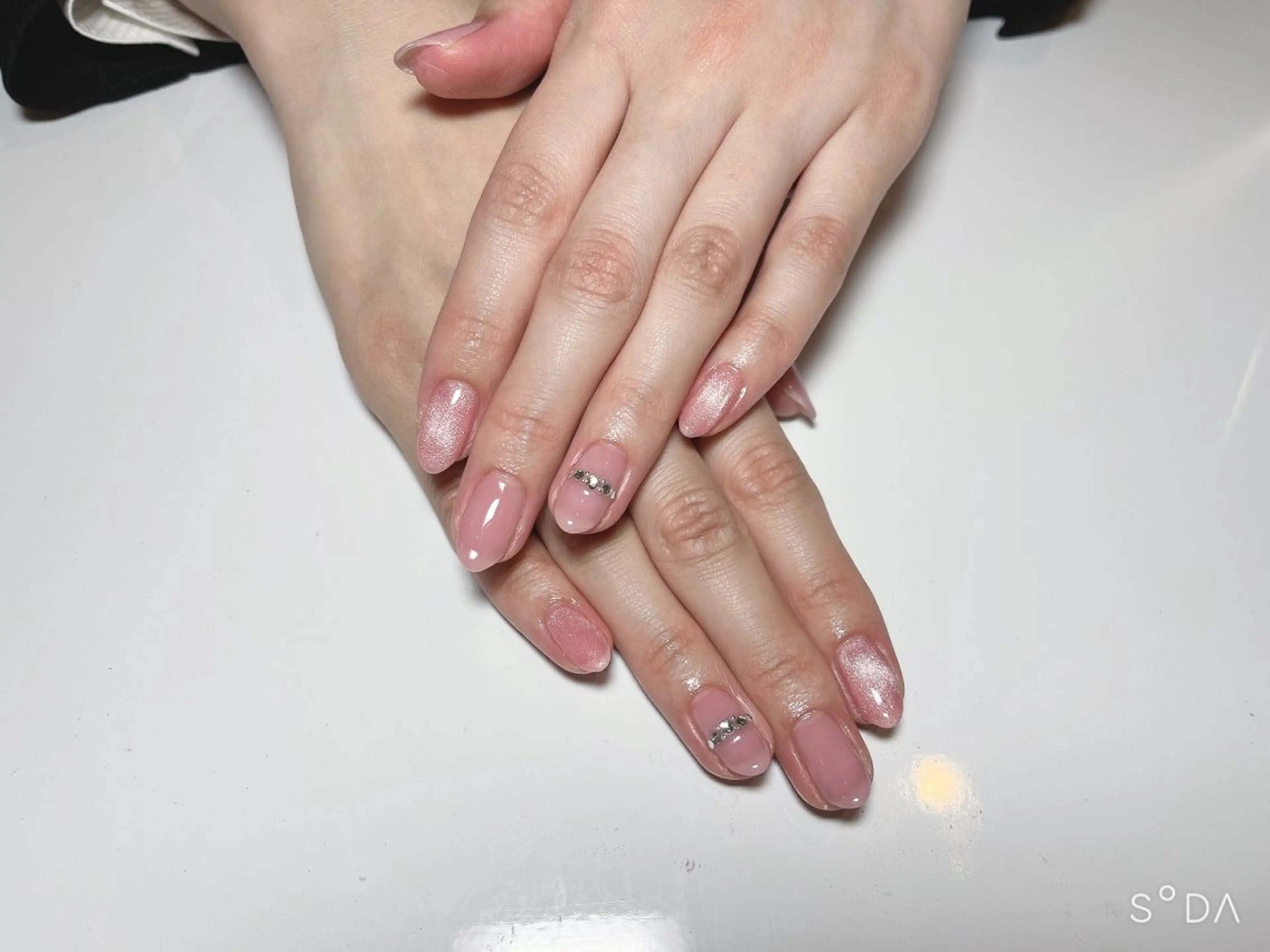 ネイル ハンドネイル Ree所属・ネイル脱毛 Reeのネイルデザイン