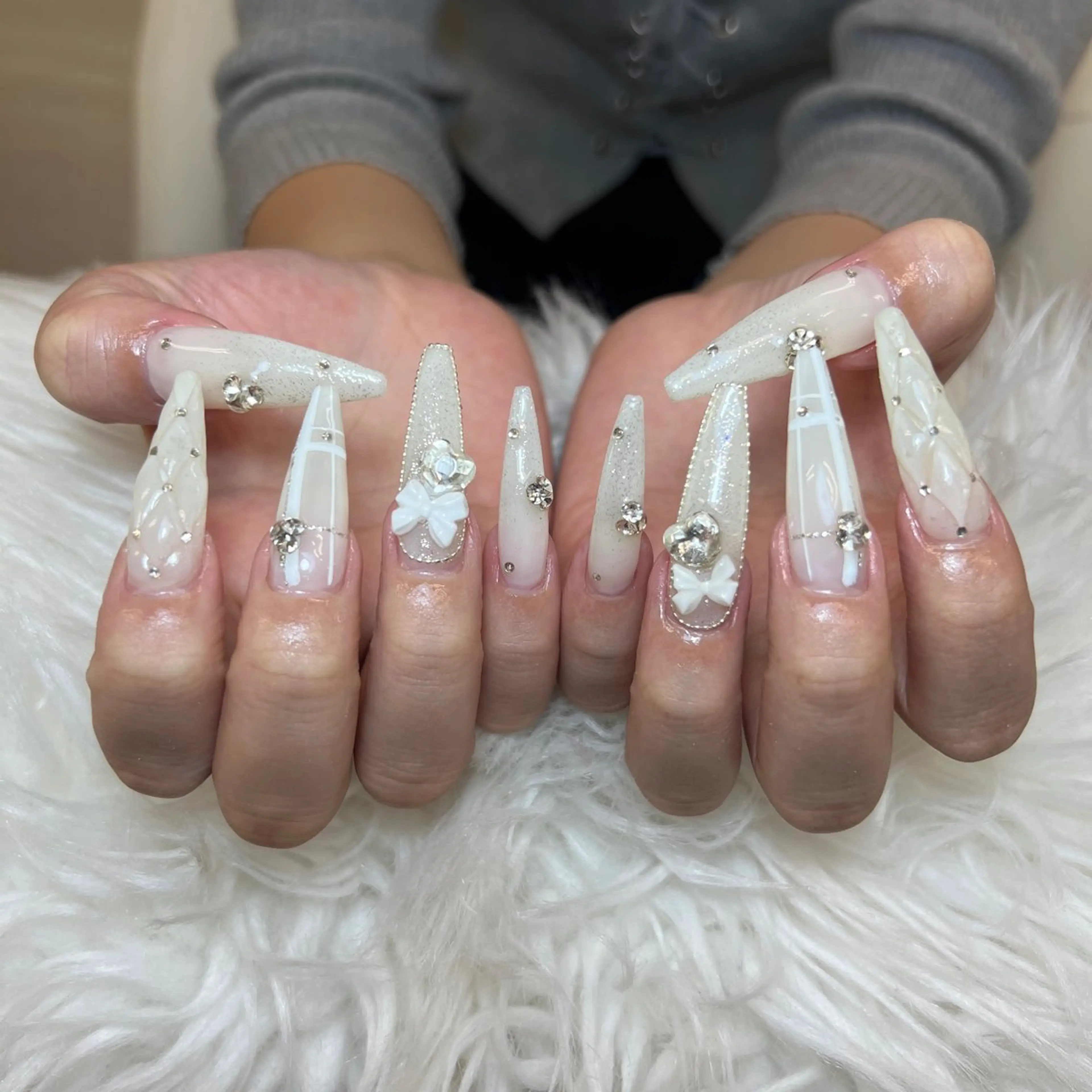 ネイル アートネイル オーロラネイル チークネイル 長さ出し フットネイル Noiranail_ studio川越西口のネイルデザイン