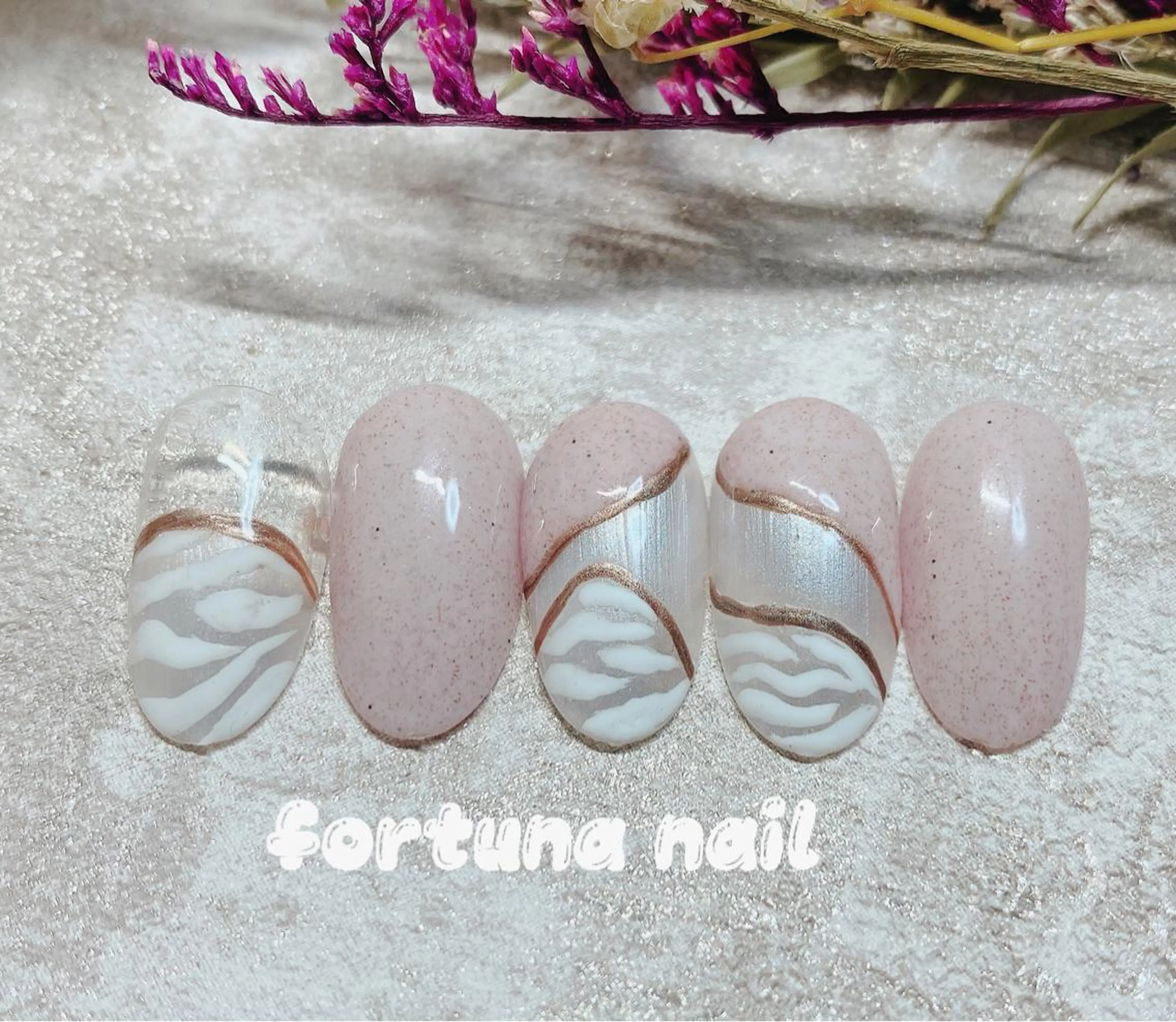 ネイル Nail •Head スパFortunaのネイルデザイン