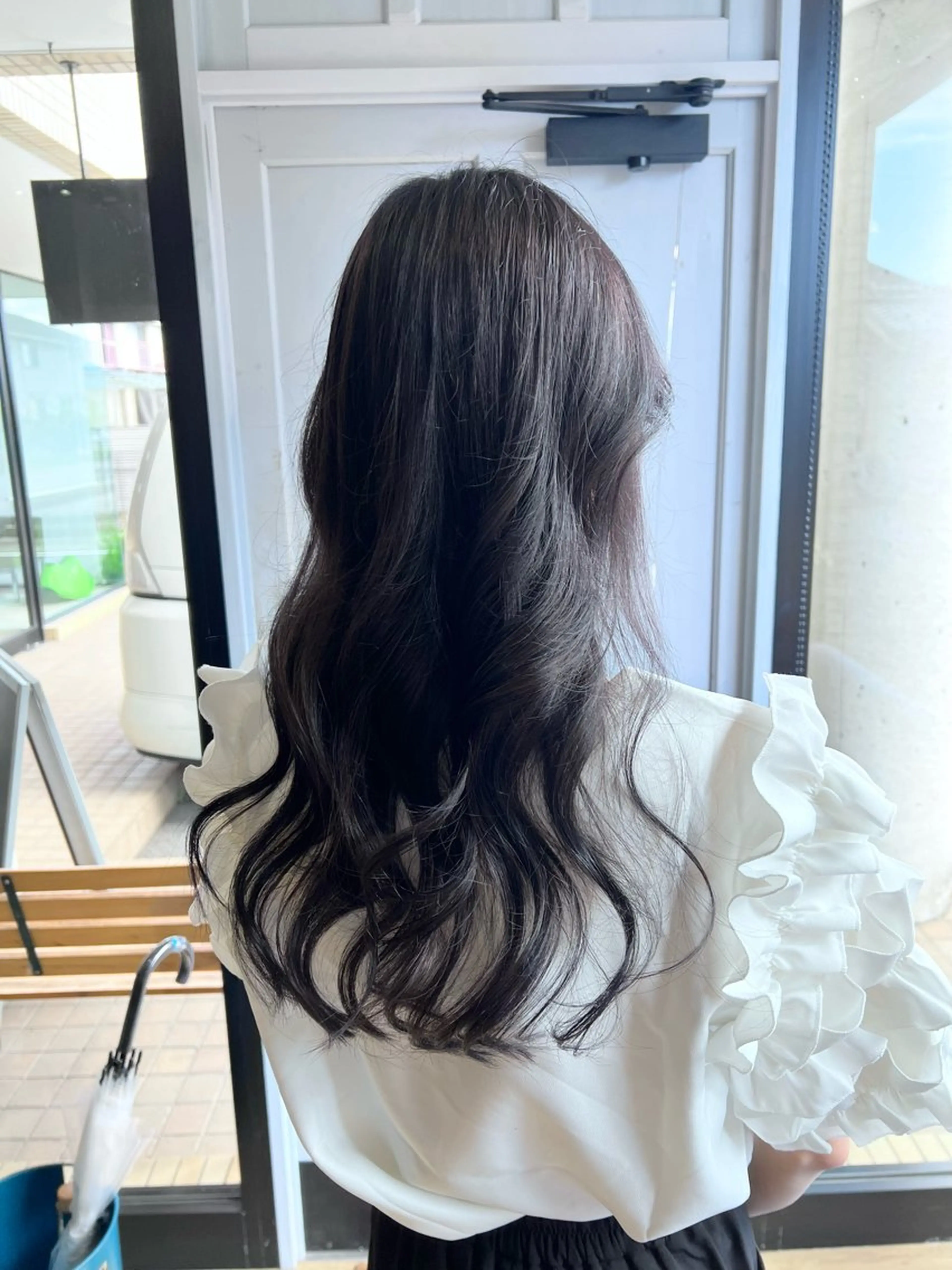 ロング カラー グレージュ ラベンダーカラー ヘアカラー トリートメント ツキダテ ユイのヘアスタイル